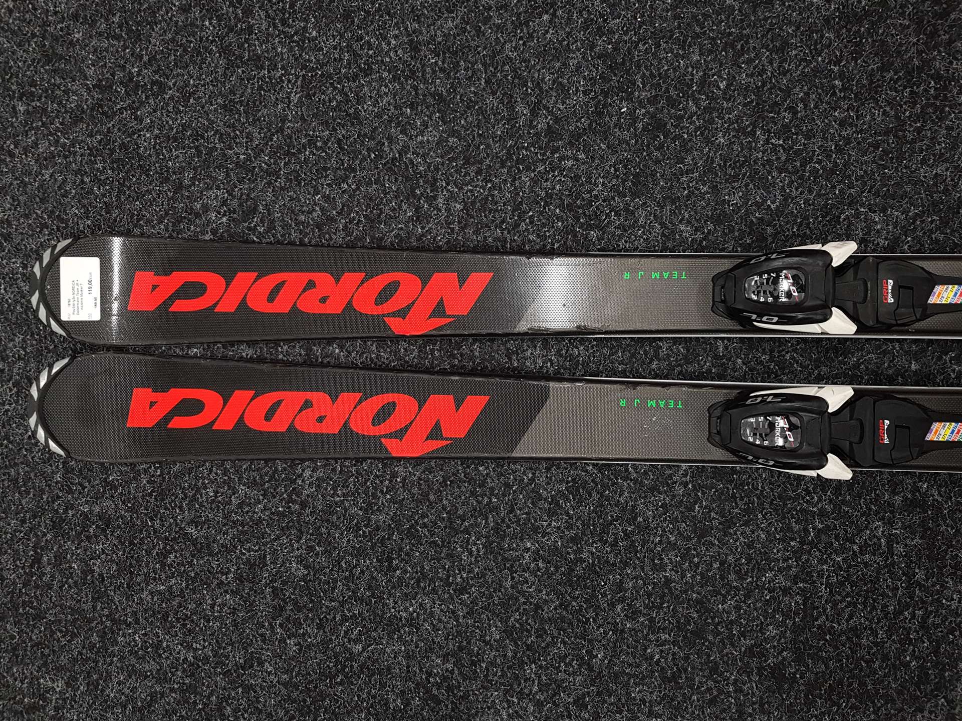 Skis d'occasion NORDICA Dobermann Team JR + fixations Marker 7
