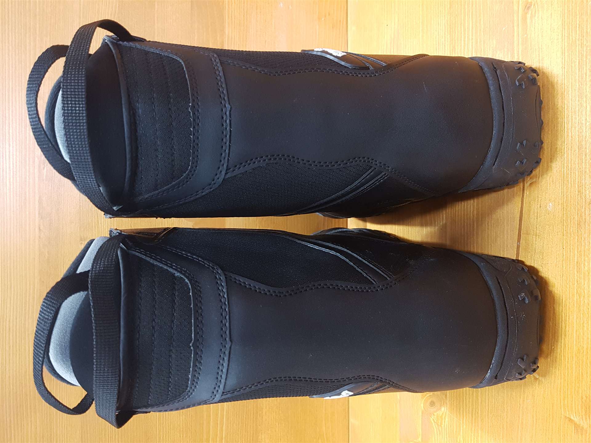 Ghete de snowboard NIDUS folosite