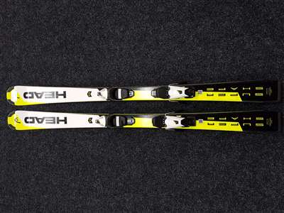 Použité lyže HEAD Super Shape ERA 2.0 + vázání Head SLR 7.5