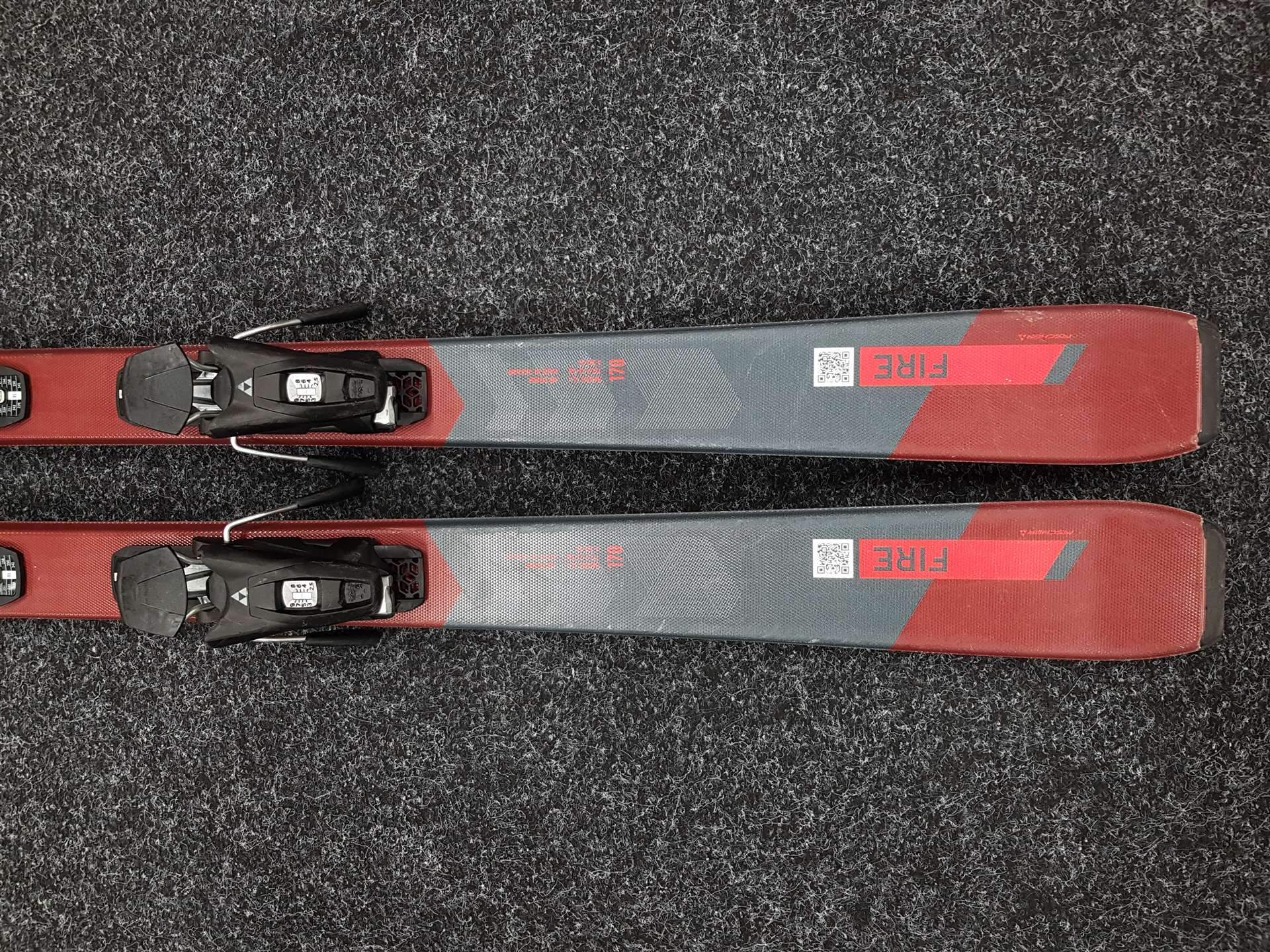 Używane narty FISCHER Fire + wiązania Fischer RS 9