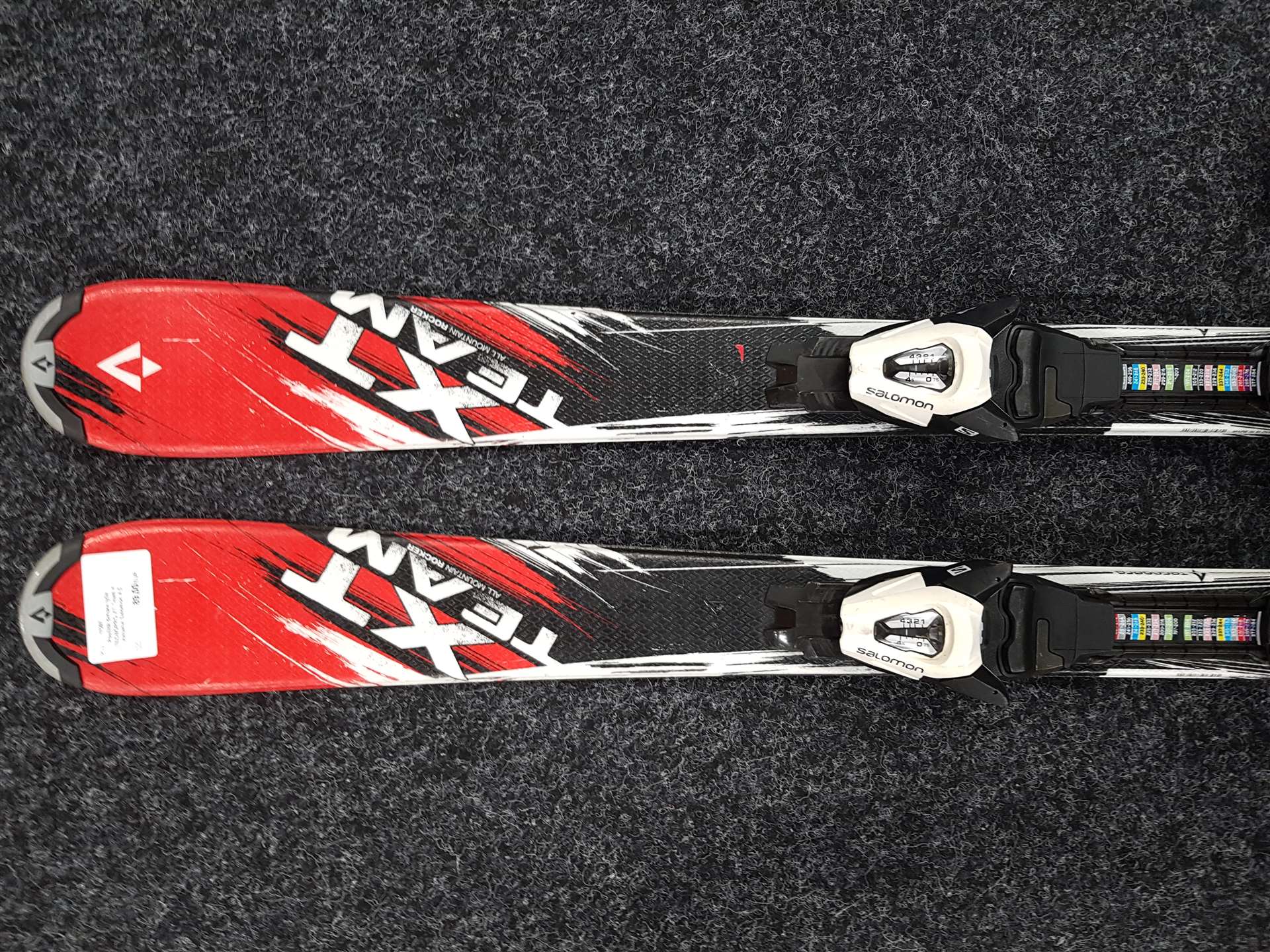 Skis enfant d'occasion TECNOPRO XT Team + fixations Salomon 4.5