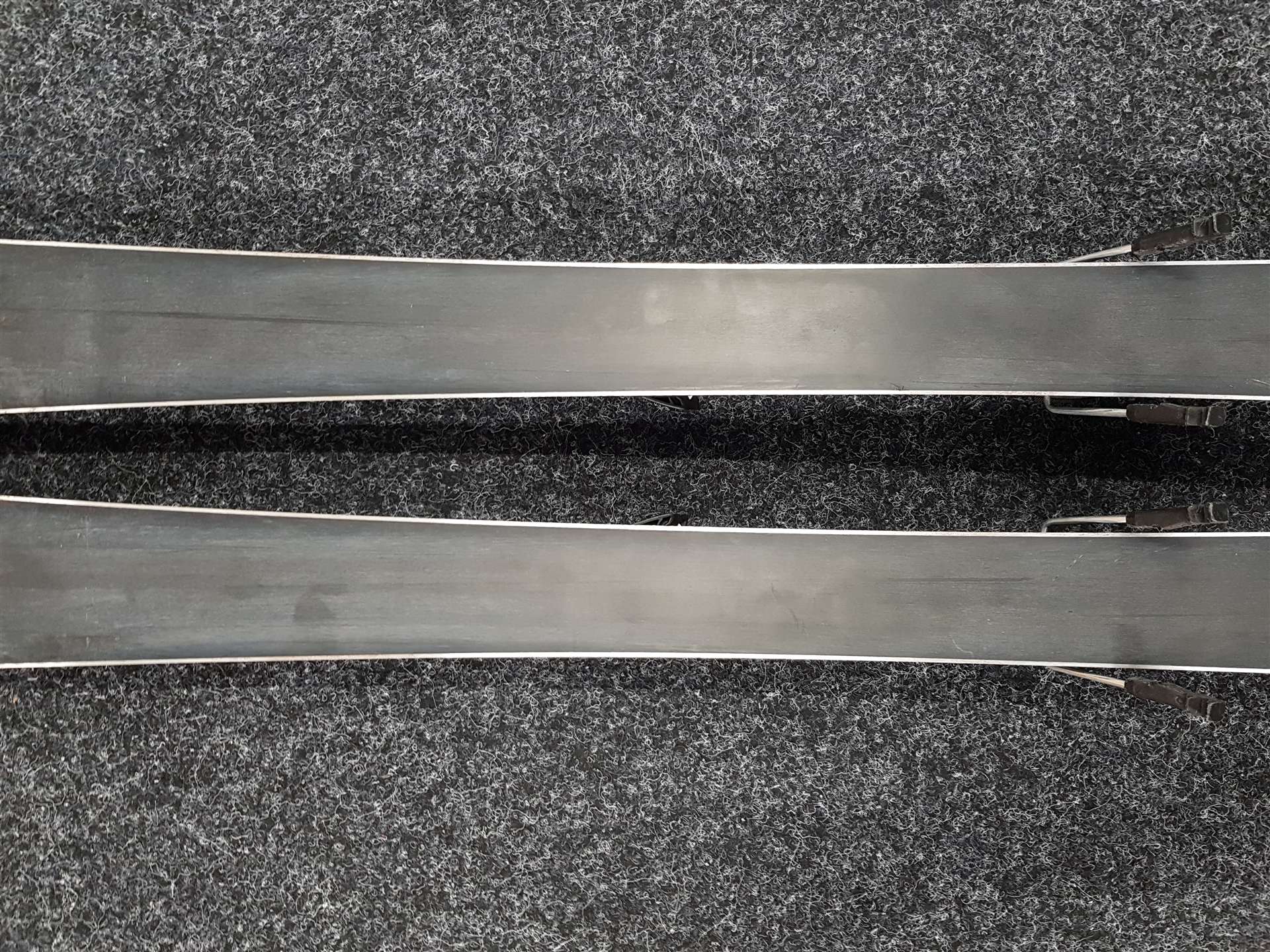 Skis enfant d'occasion TECNOPRO XT Team + fixations Salomon 4.5