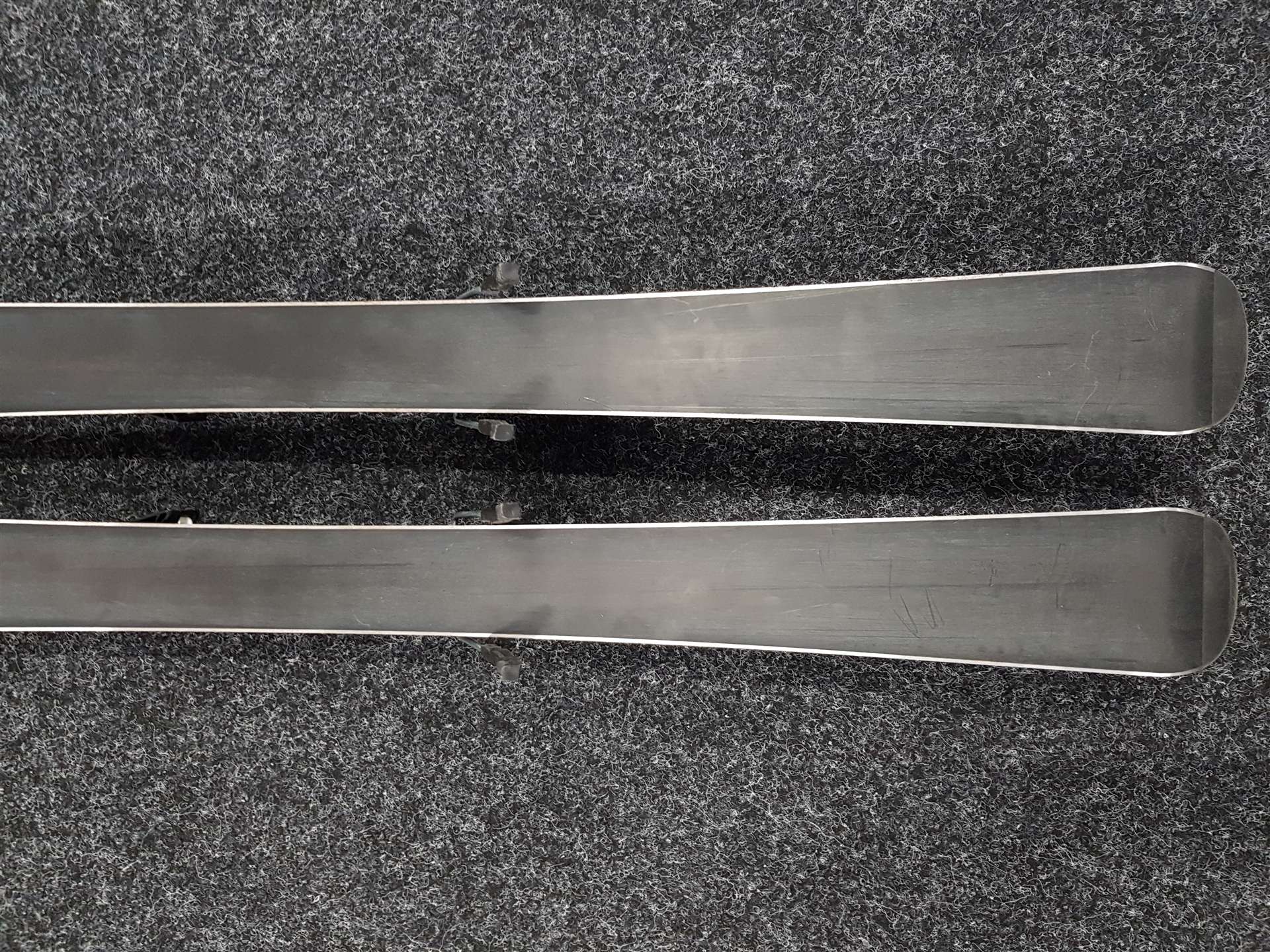 Skis enfant d'occasion TECNOPRO XT Team + fixations Salomon 4.5