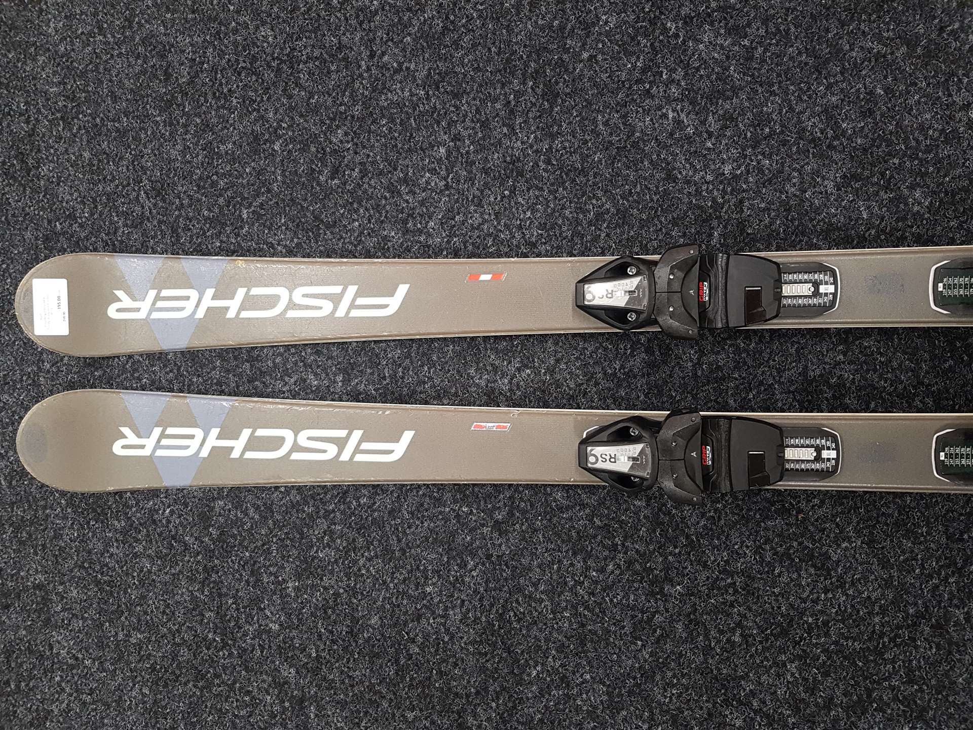 Použité lyže FISCHER Trinity + vázání Fischer RS 9