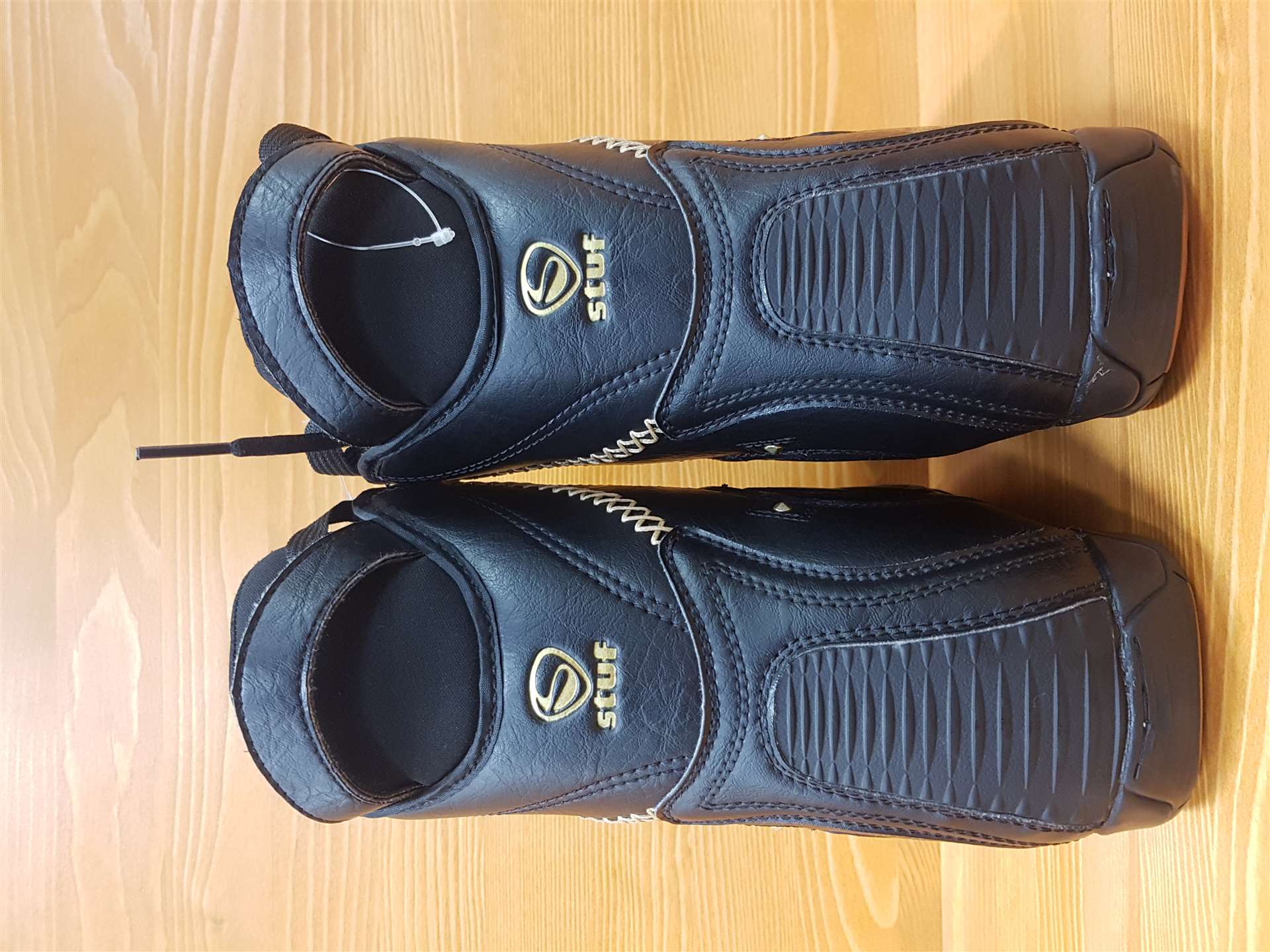 Použité snowboardové boty STUF Freestyle