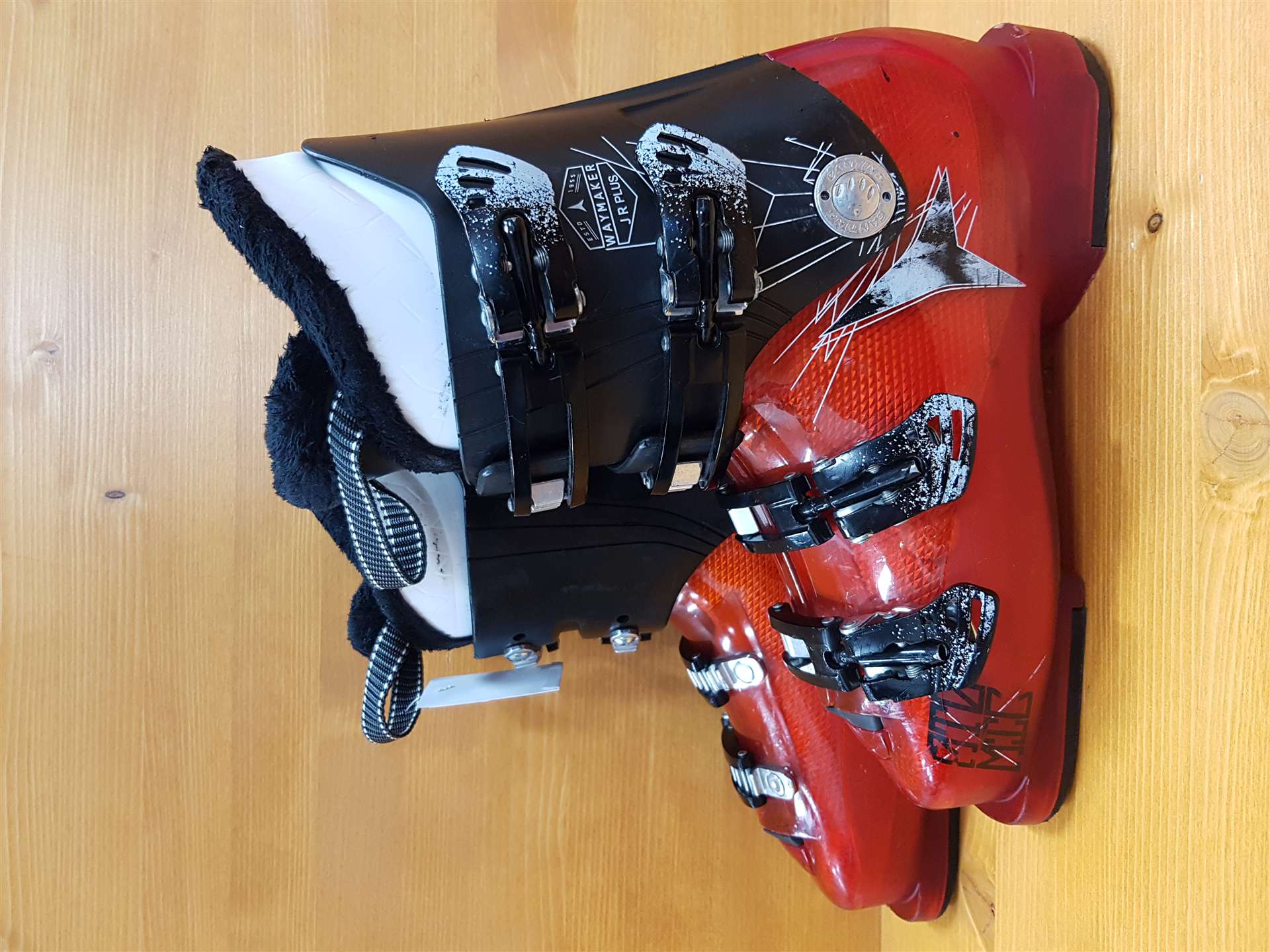 Použité lyžiarky ATOMIC Waymaker JR Plus