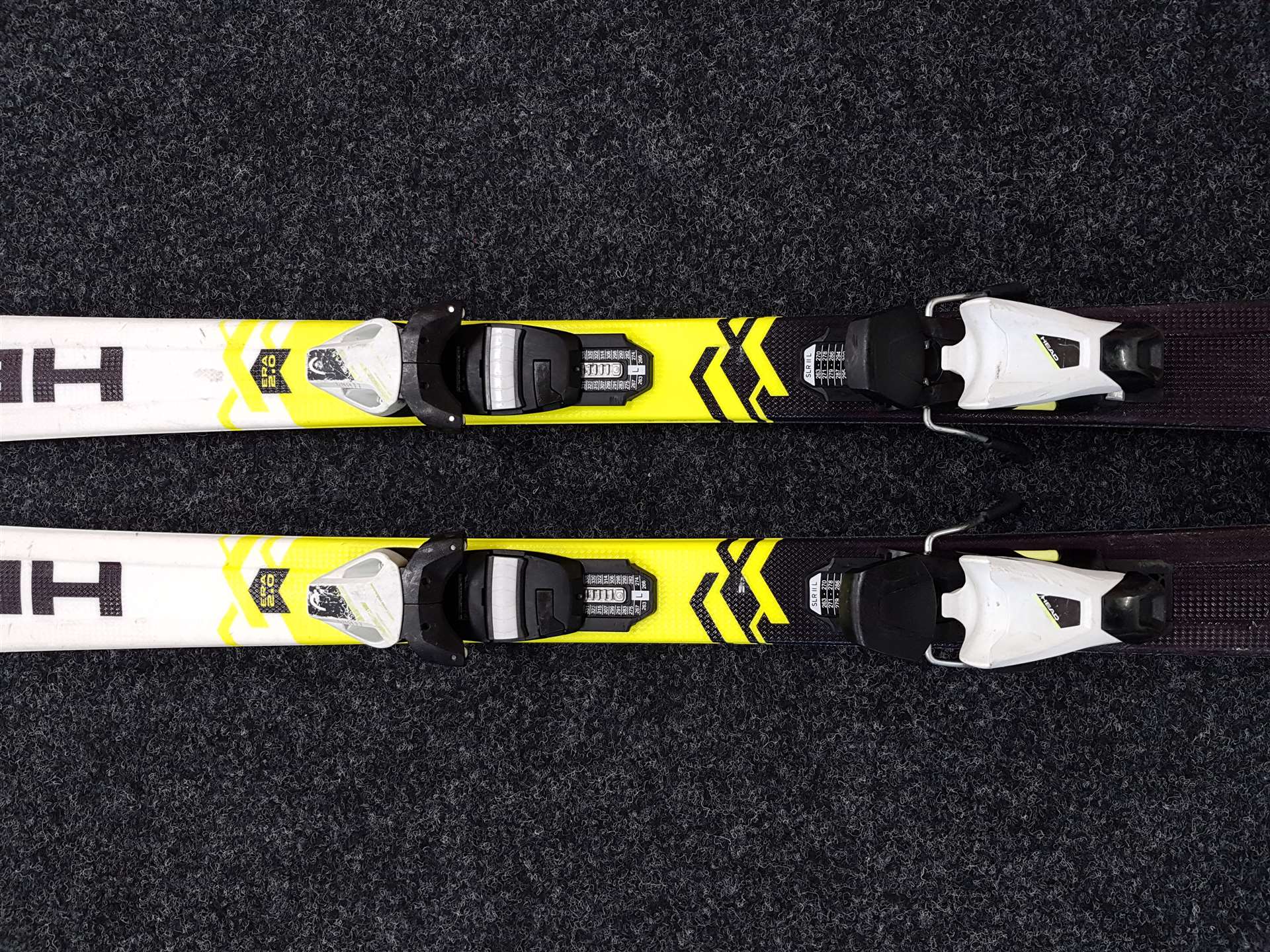 Použité lyže HEAD Super Shape ERA 2.0 + viazanie Head SLR 7.5