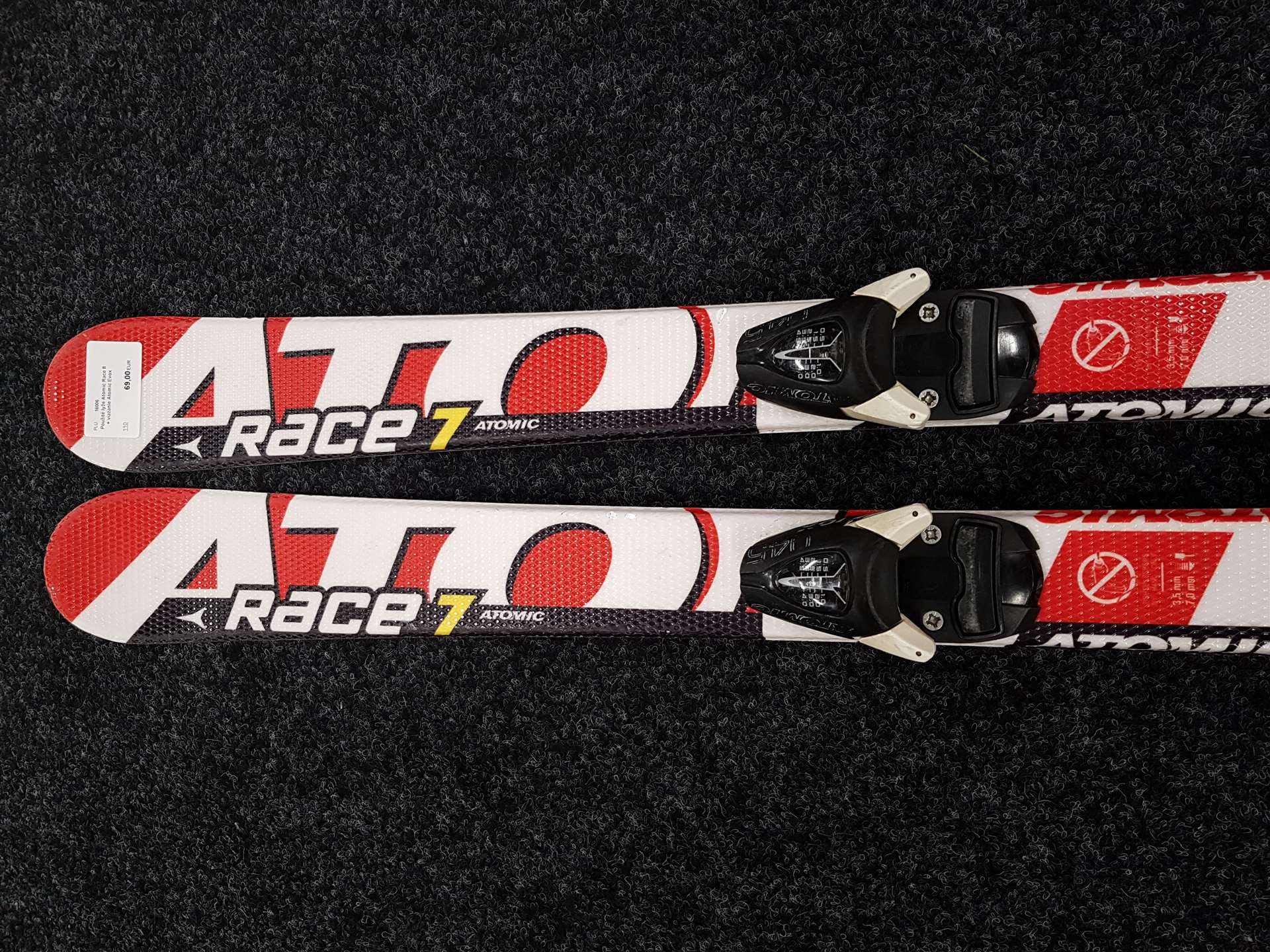 Použité lyže Atomic Race 7 + vázání Atomic Evox