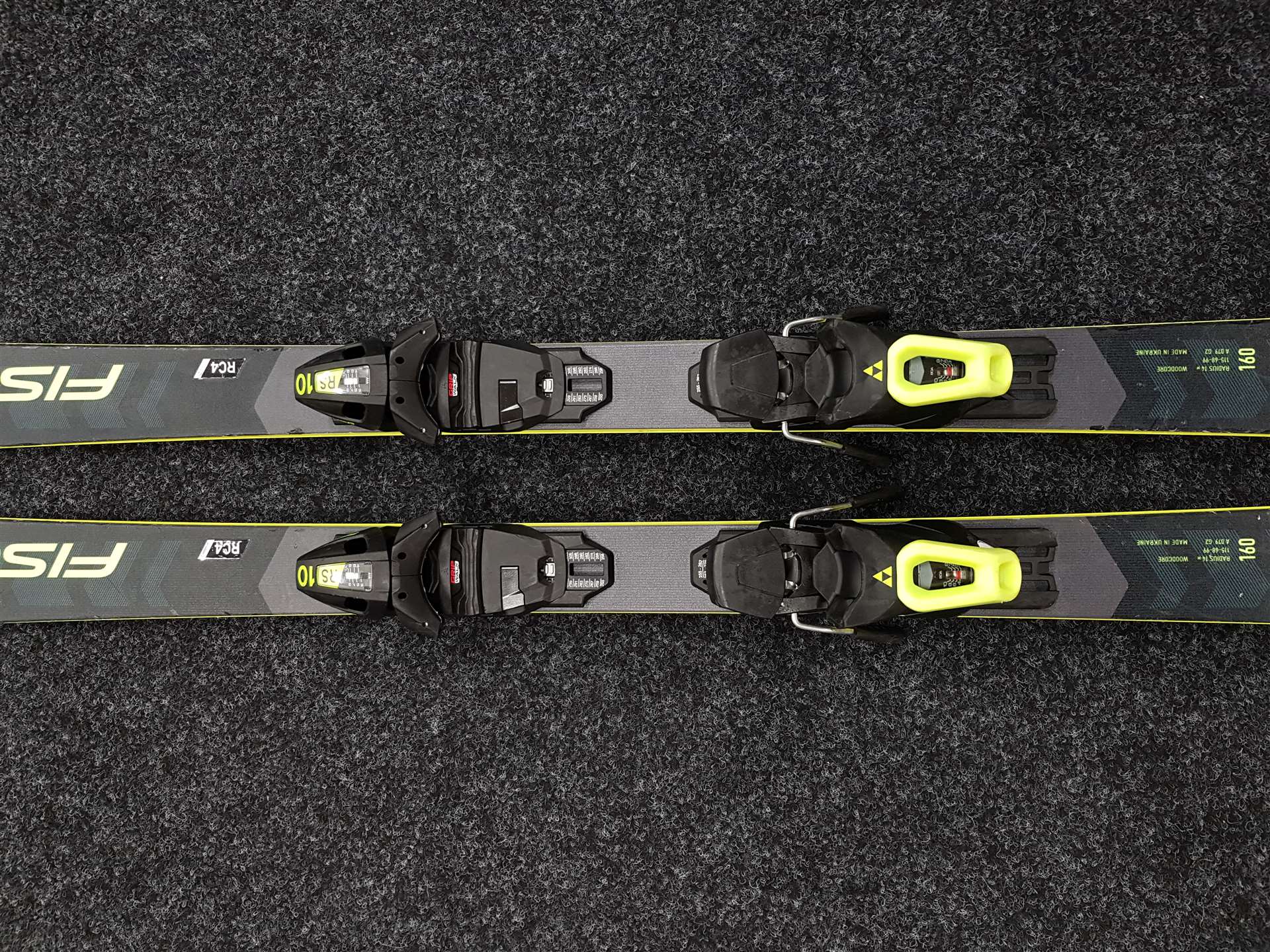 Použité lyže FISCHER RC4 PWR + vázání Fischer RS10
