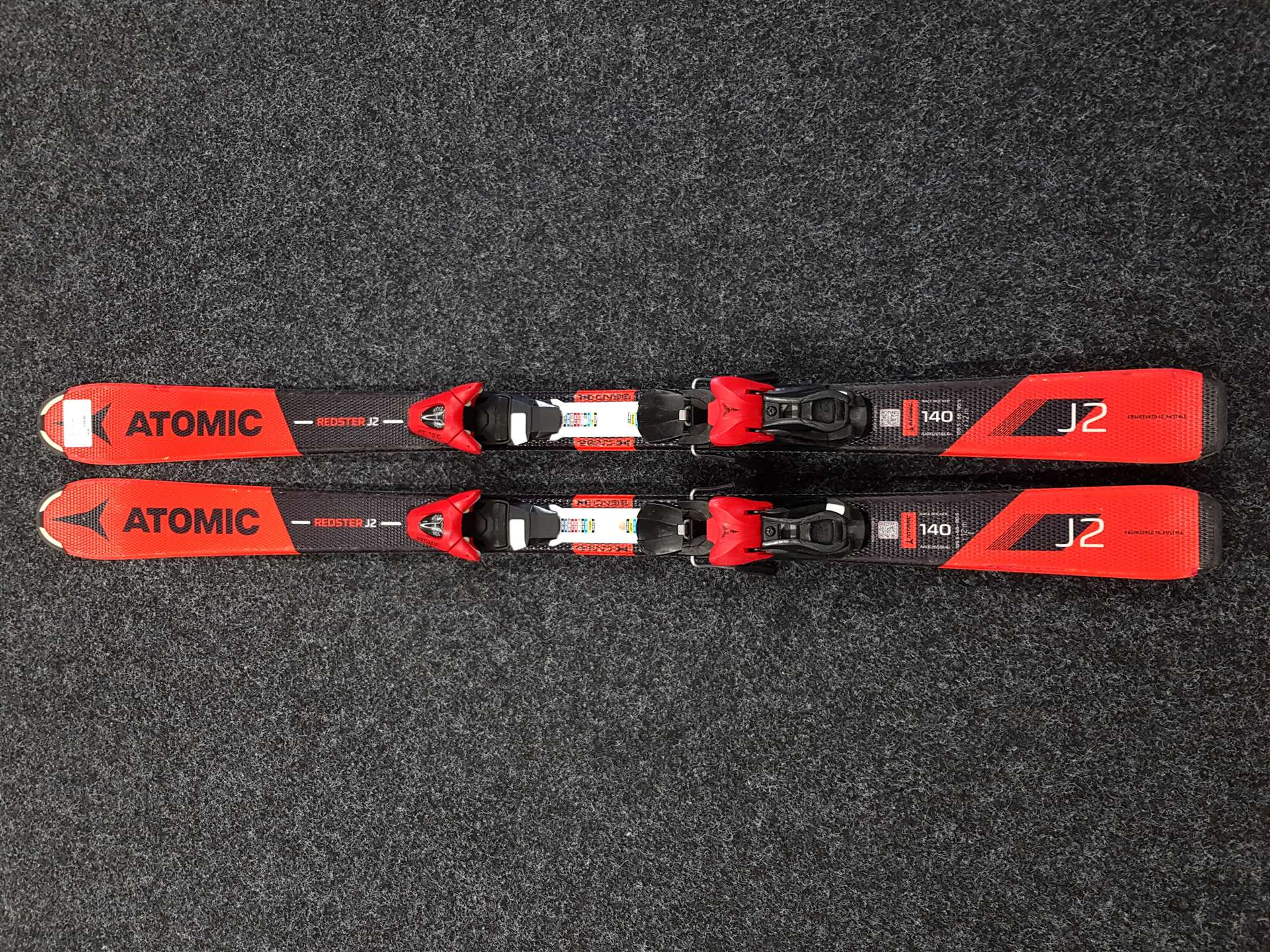 Używane narty ATOMIC Redster J2 + wiązania Atomic L7