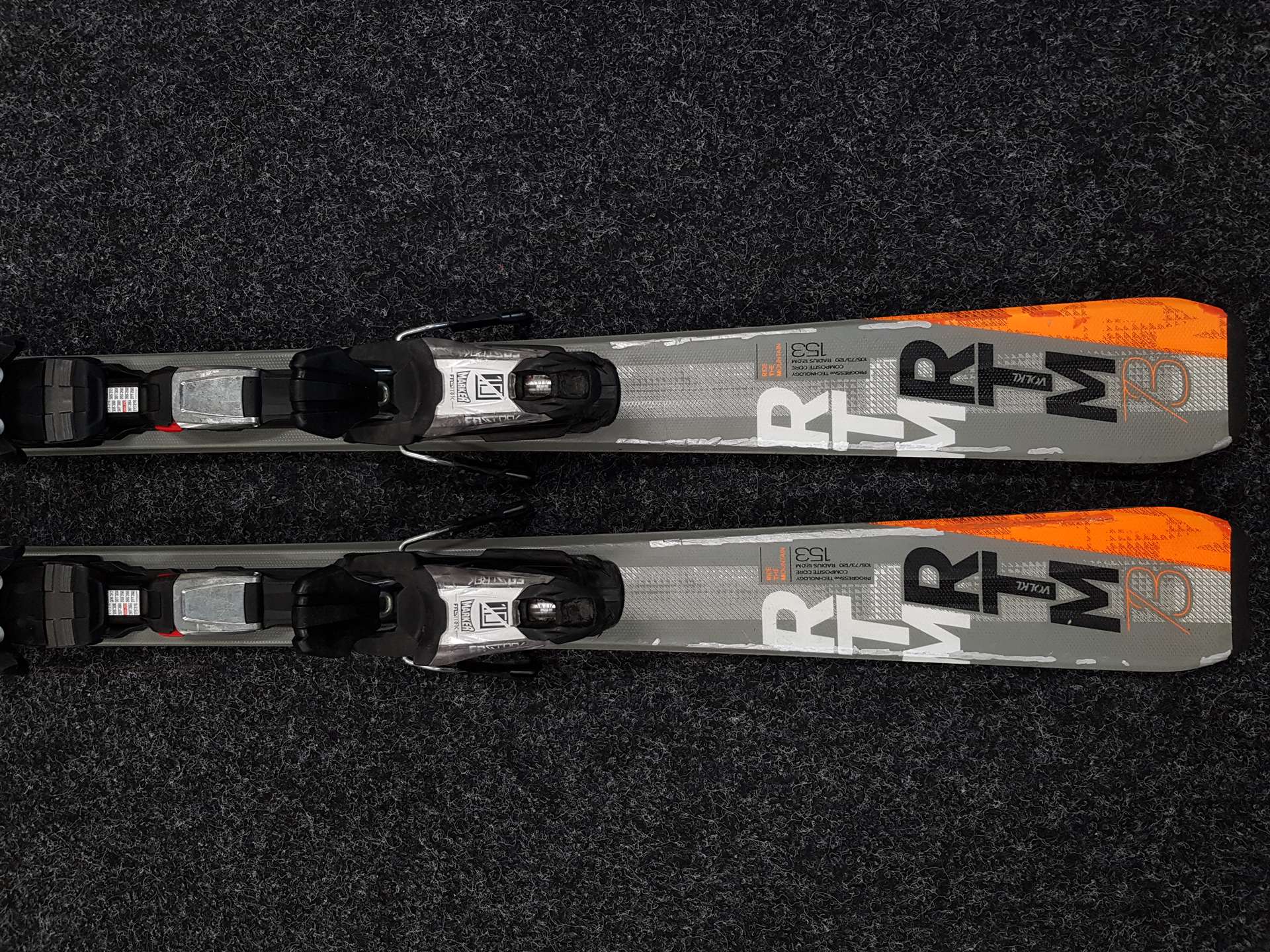 Skis d'occasion VOLKL RTM 73 + fixations Marker FFLSTRAK
