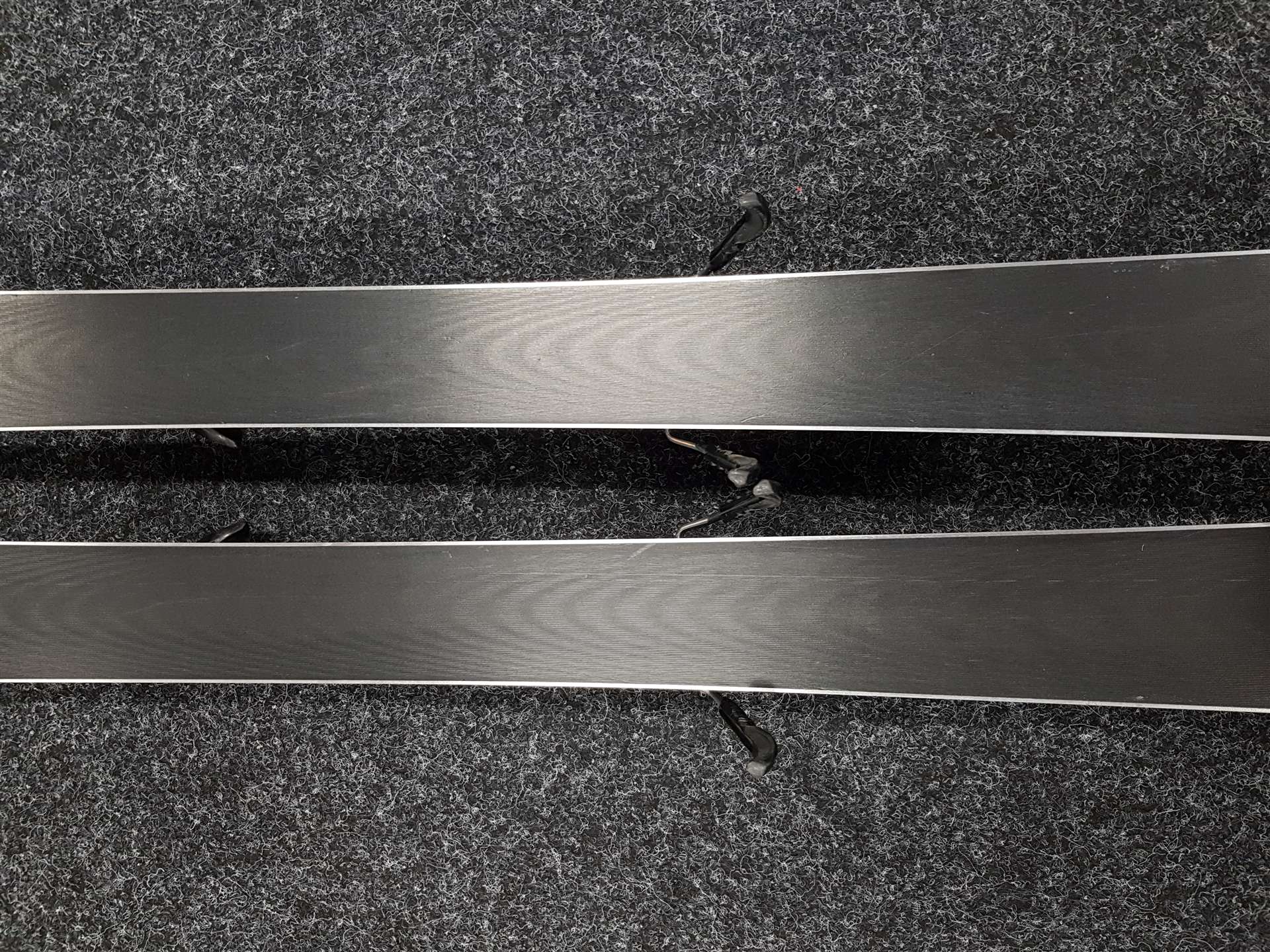 Skis d'occasion VOLKL RTM 73 + fixations Marker FFLSTRAK