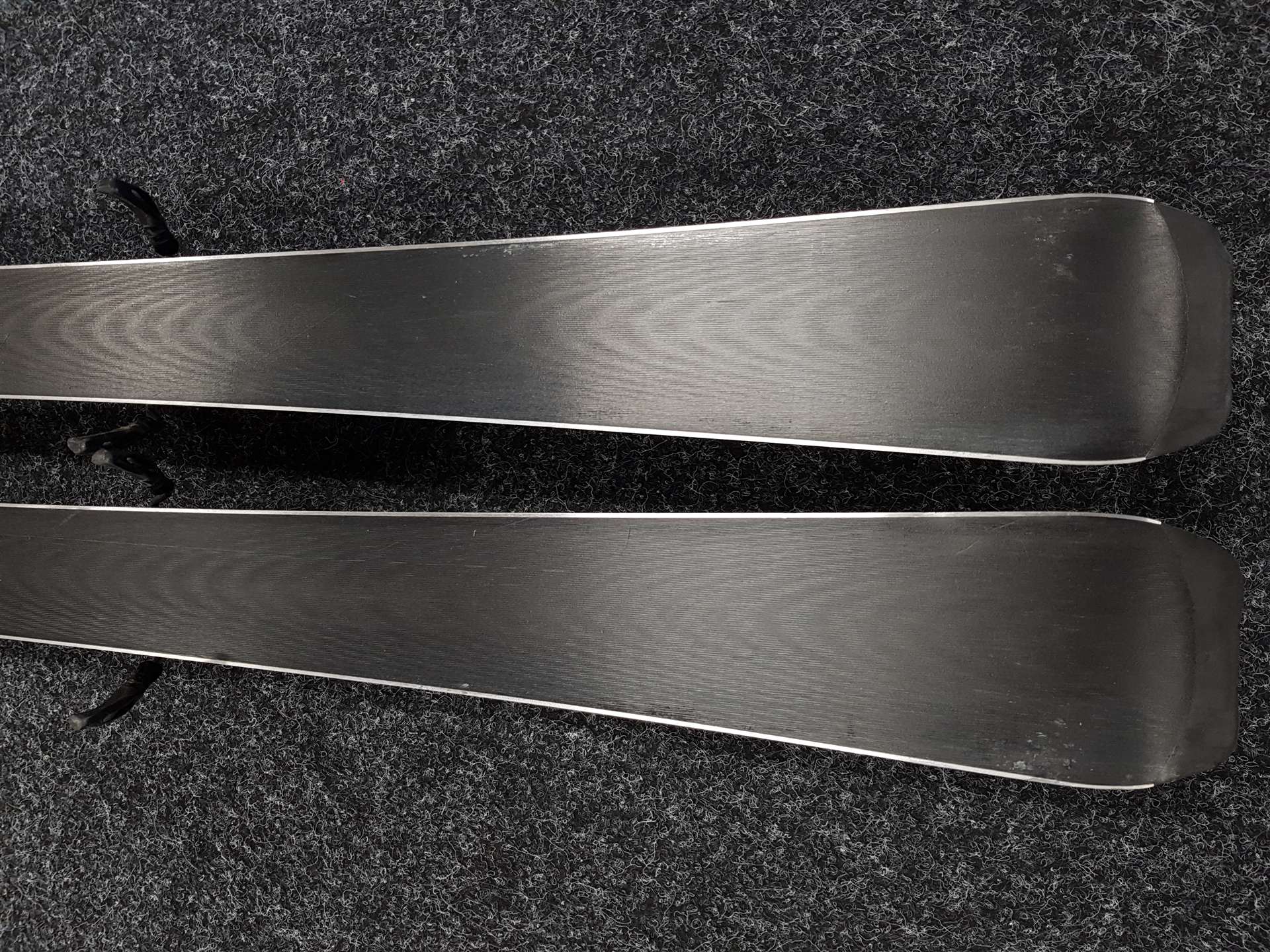 Skis d'occasion VOLKL RTM 73 + fixations Marker FFLSTRAK