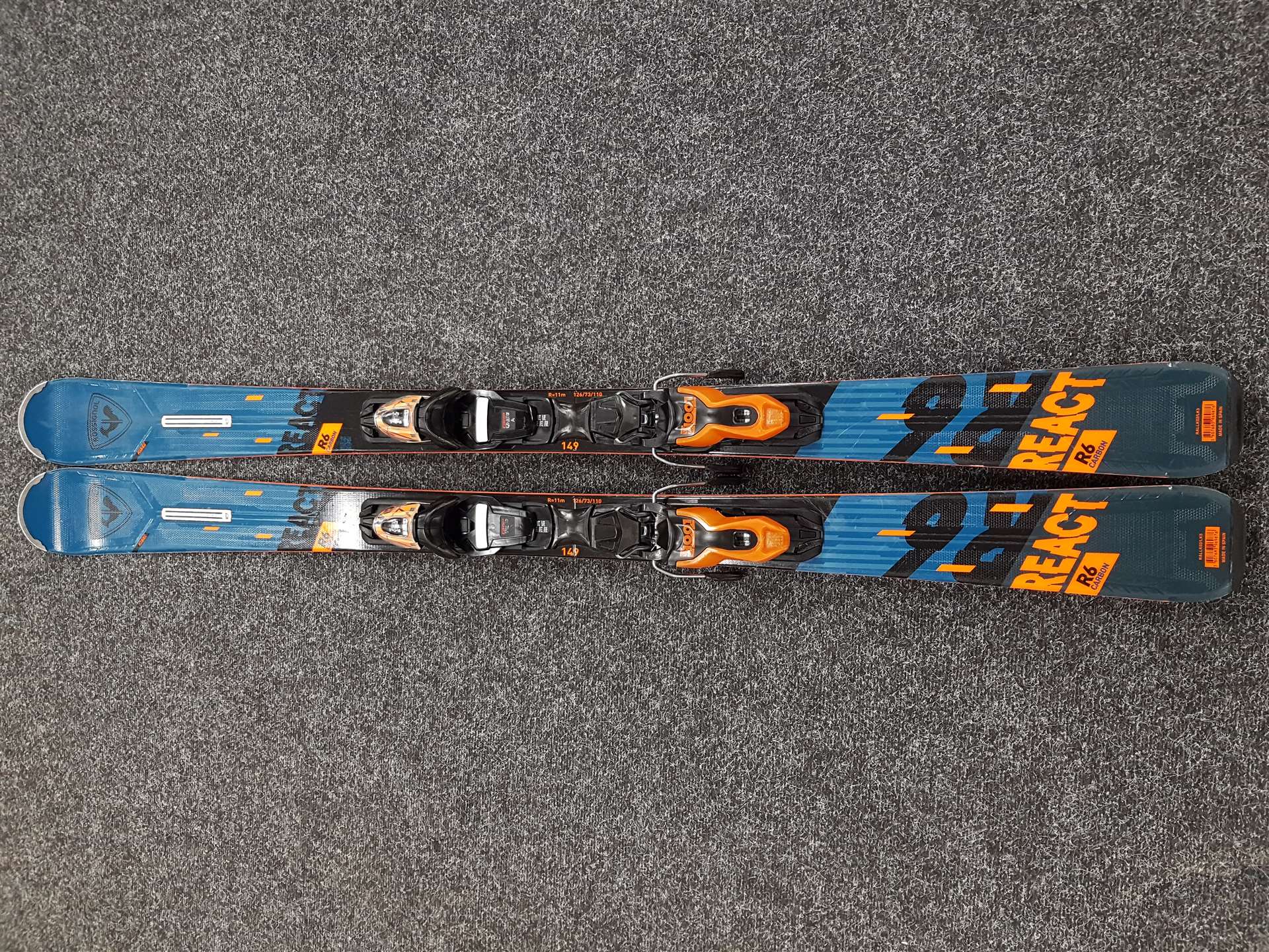 Używane narty ROSSIGNOL REACT R6 Carbon