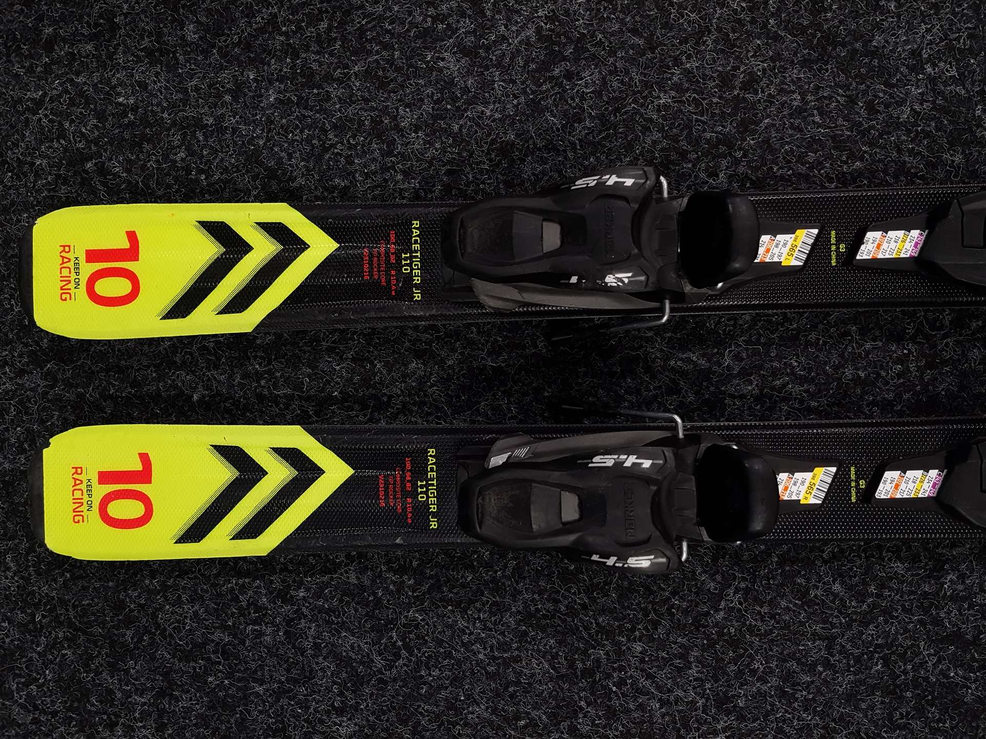 Sci usati per bambini VOLKL Race Tiger 10 + attacchi Marker 4.5