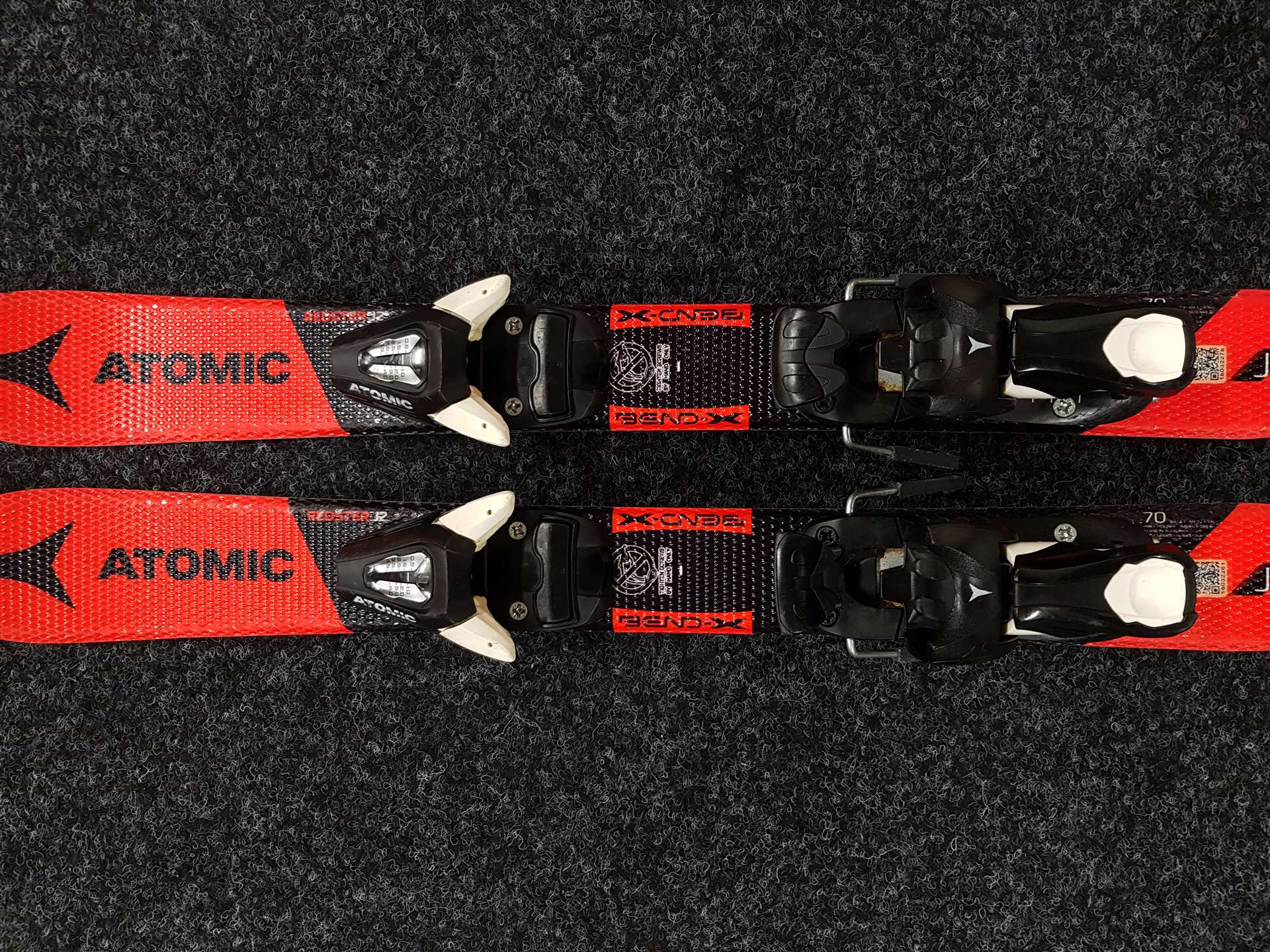 Použité lyže ATOMIC Bend-X J2 + vázání Atomic C5