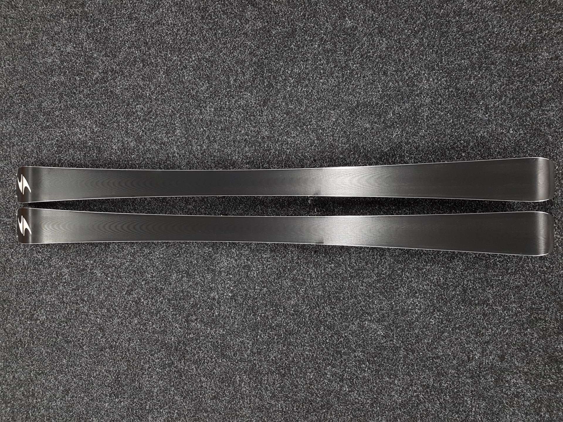 Schiuri BLIZZARD RC Ti folosite + legături Marker TCX 12