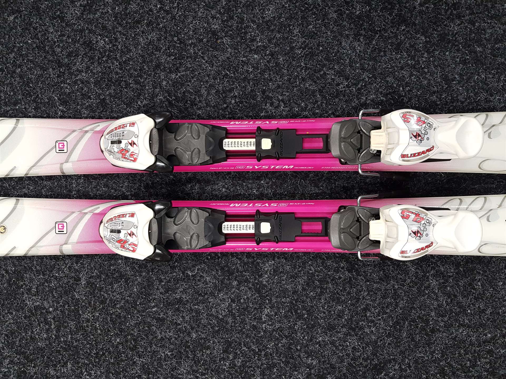 Gebrauchte Kinderski BLIZZARD Viva + Blizzard IQ 4.5 Bindungen