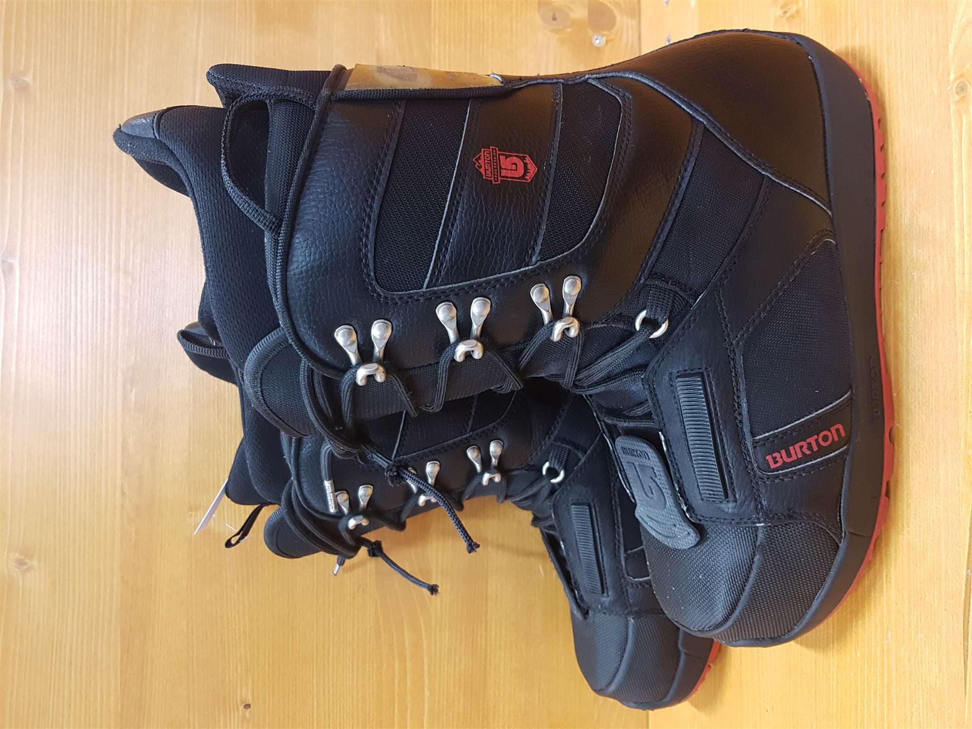 Ghete de snowboard BURTON Progression folosite