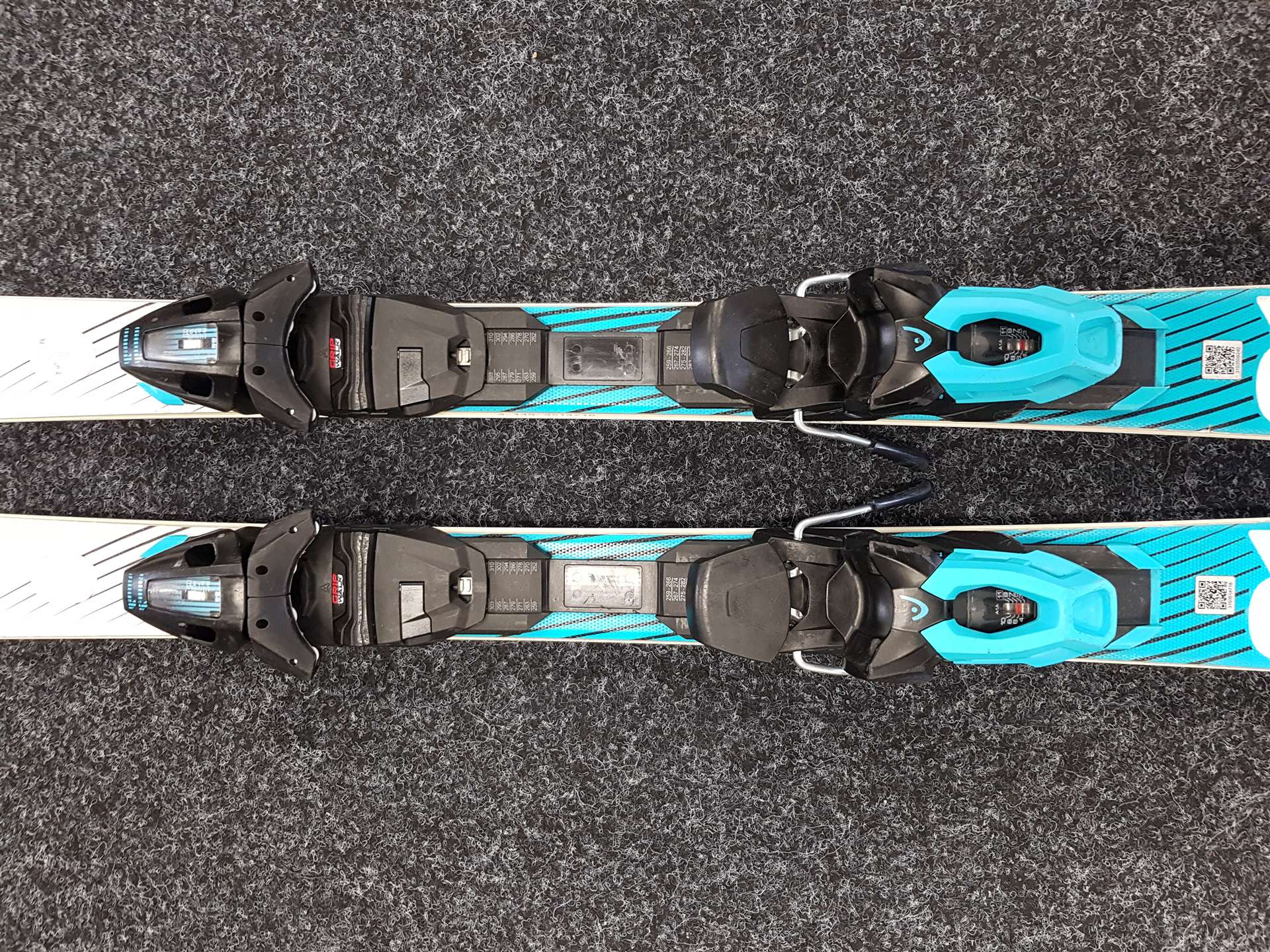 Rabljene HEAD Rebel e.SR skije + Head PR 11 vezovi