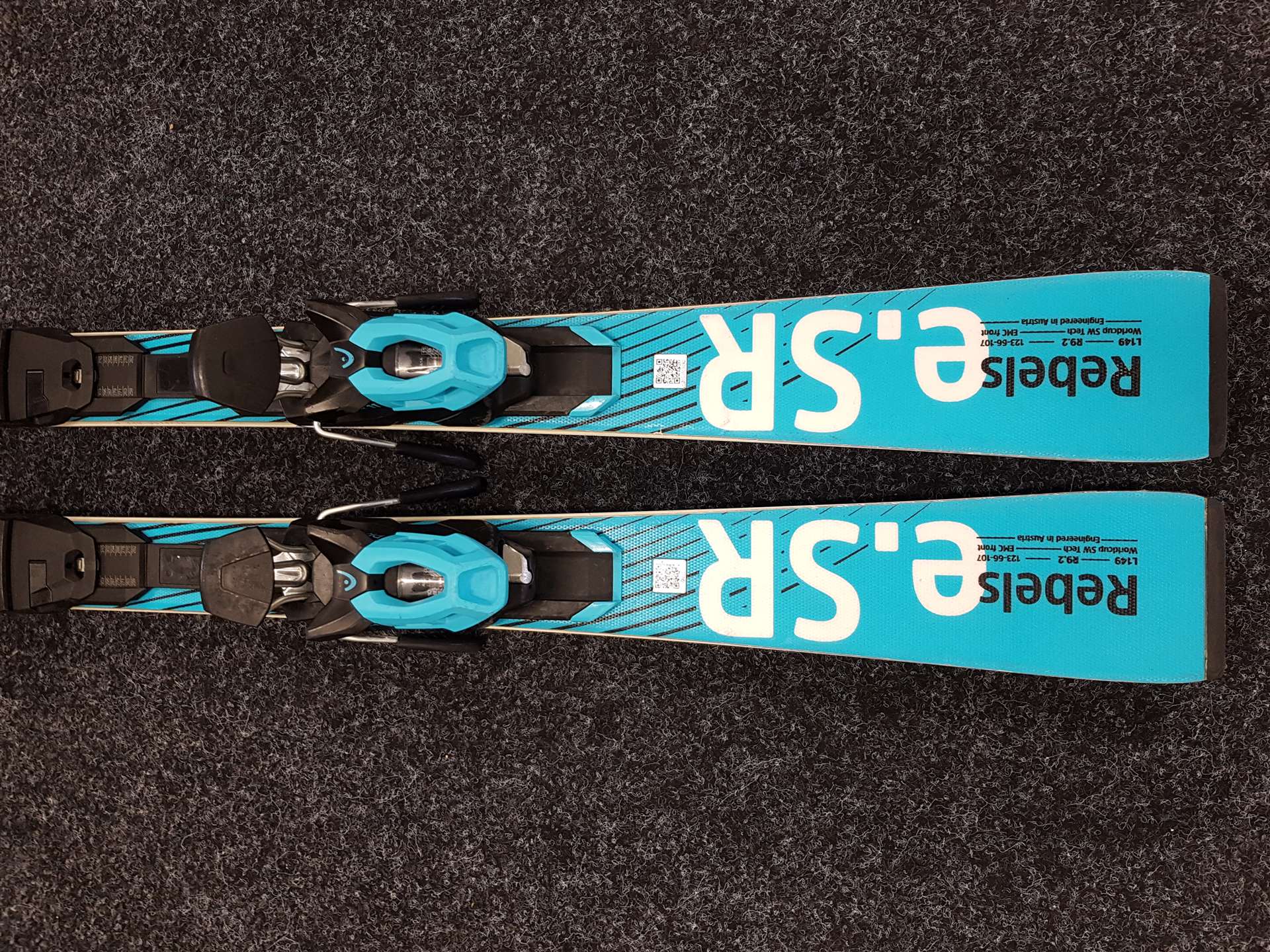 Rabljene HEAD Rebel e.SR skije + Head PR 11 vezovi