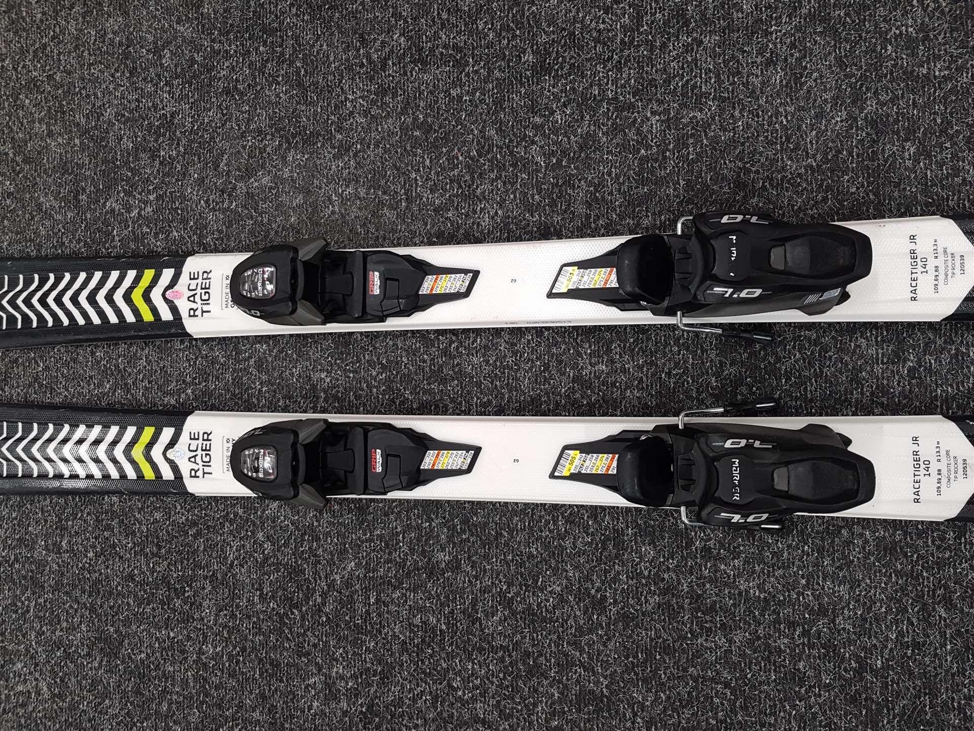 Esquís usados VOLKL Race Tiger 13JR