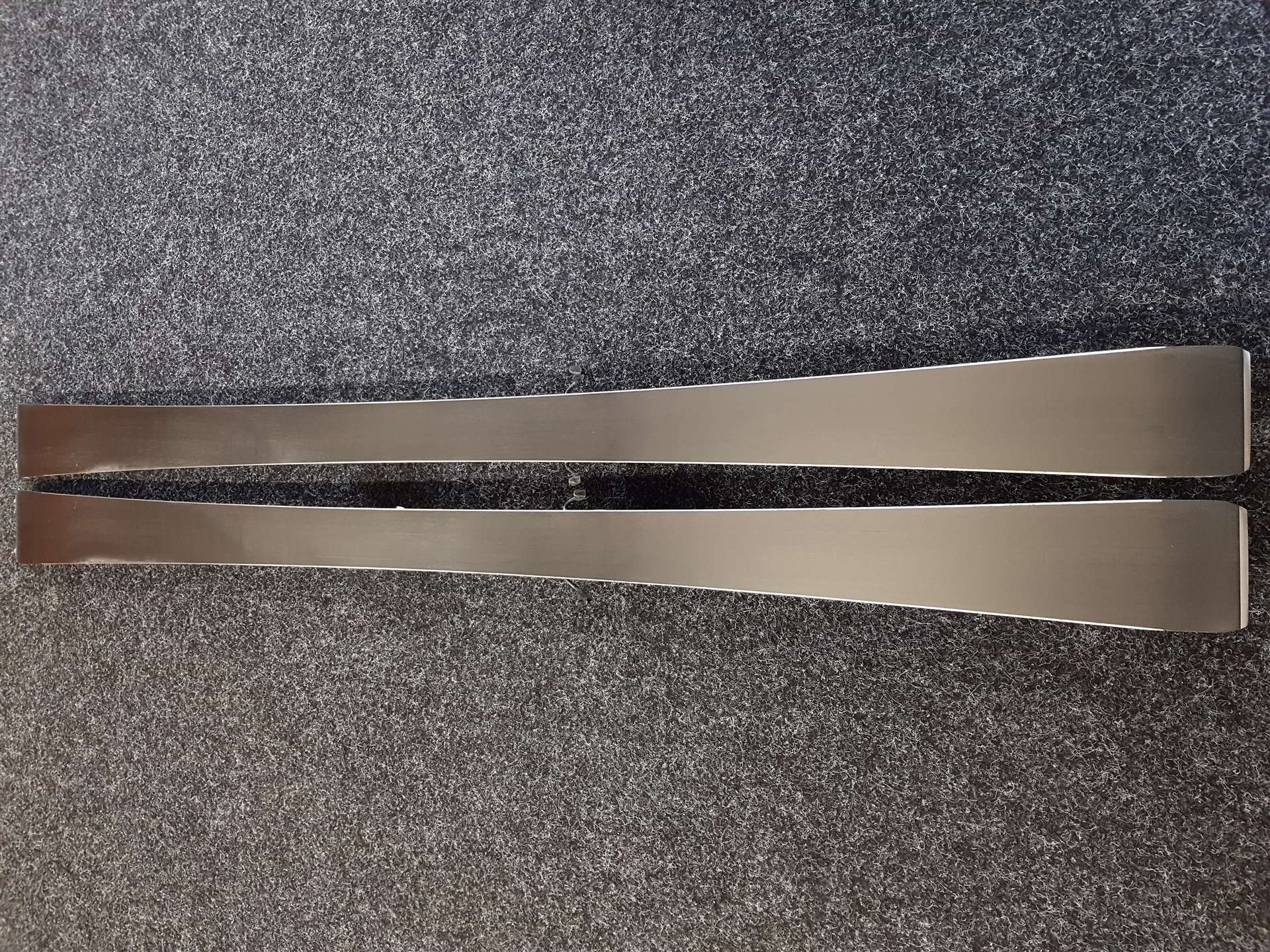 Použité lyže ROSSIGNOL Zenith  + viazanie Look Xpress 10