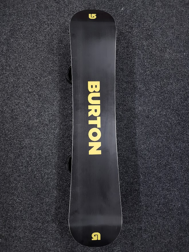 Używany snowboard Burton Progression