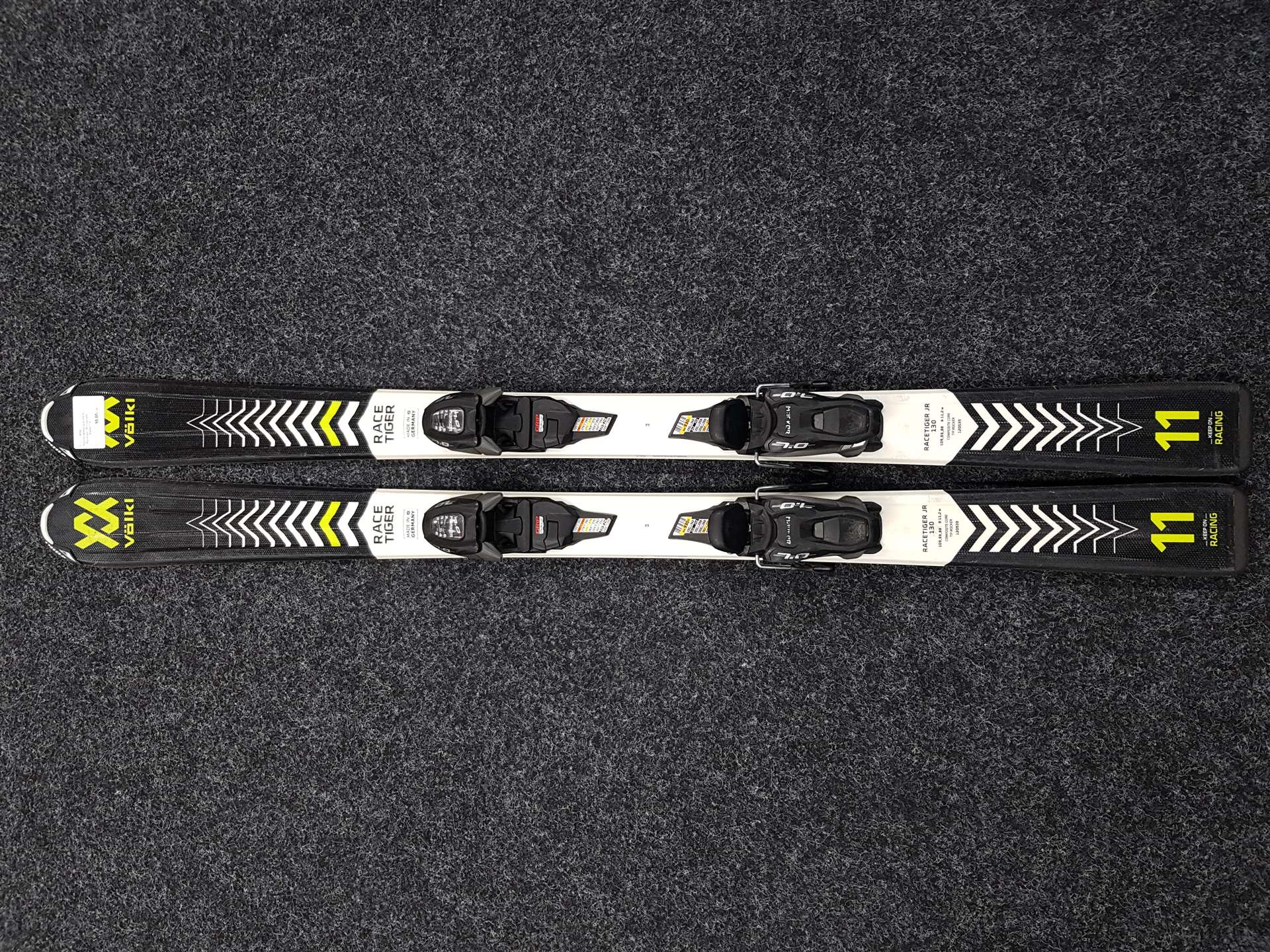 Rabljene otroške smuči VOLKL Racetiger JR + vezi Marker 7.0