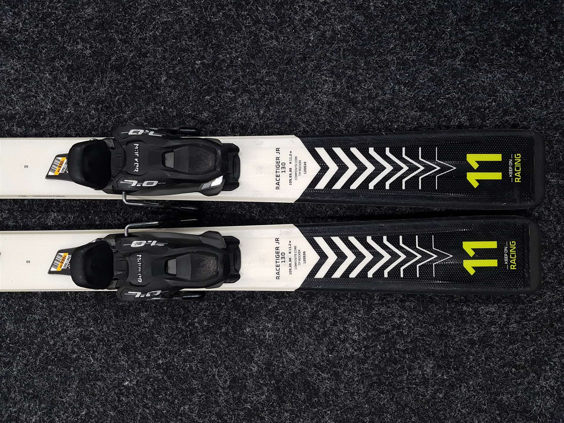 Gebrauchte Kinderski VÖLKL Racetiger JR + Bindungen Marker 7.0