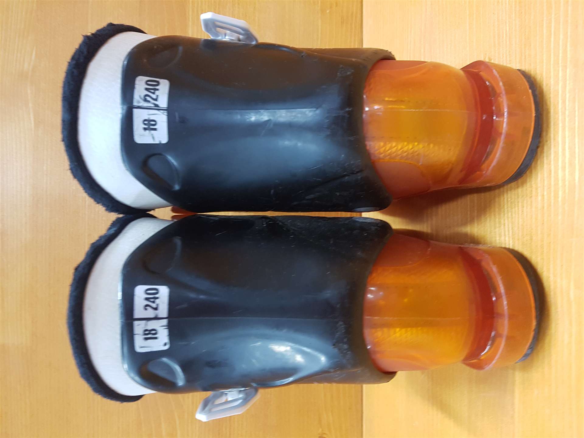 Použité lyžiarky SALOMON T2