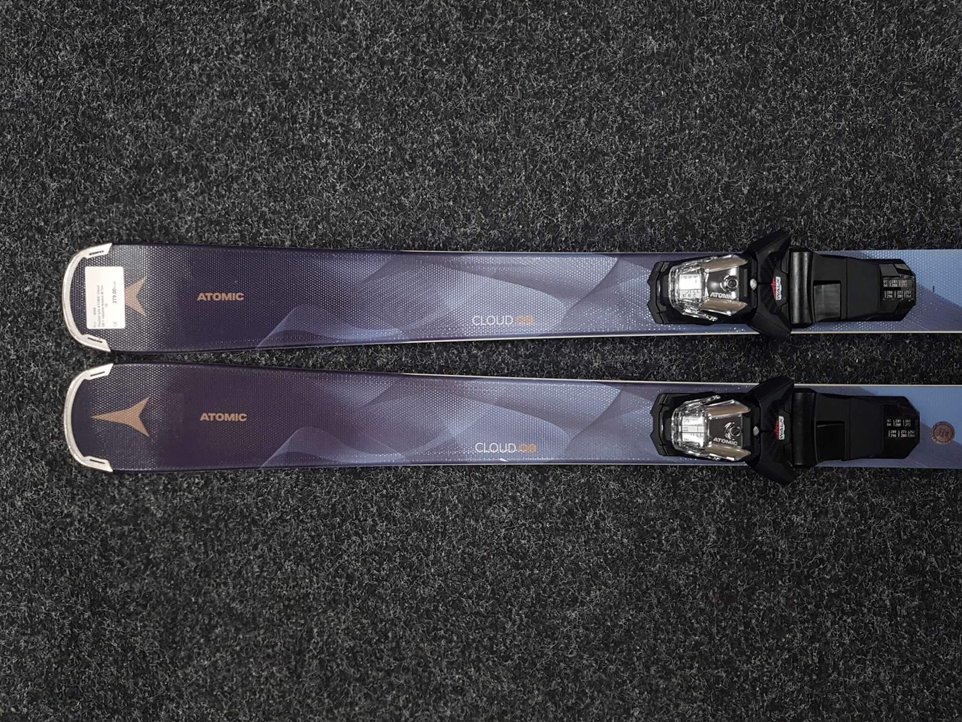 Esquís ATOMIC Cloud Q9 usados + fijaciones Atomic M Ten 10