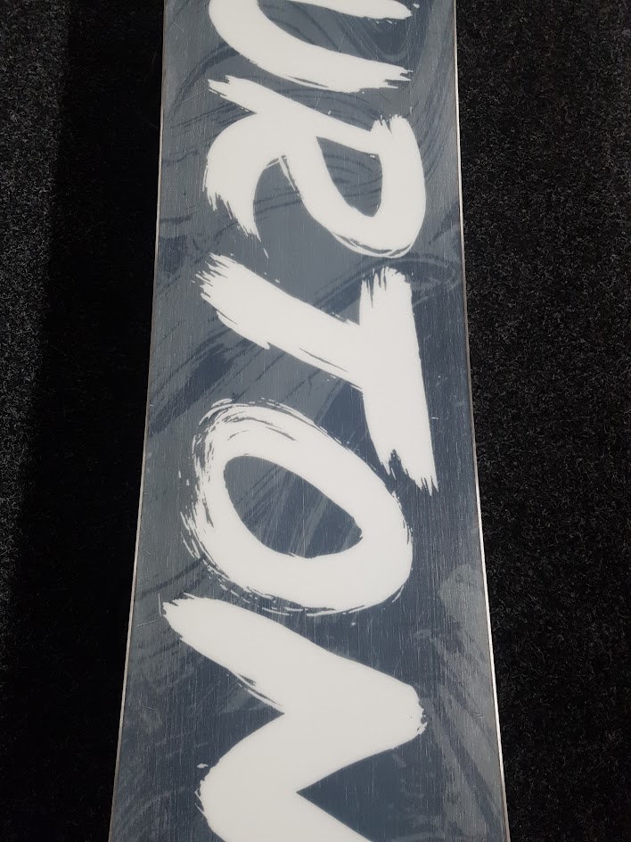 Snowboard Burton LTR d'occasion + fixations Burton taille M