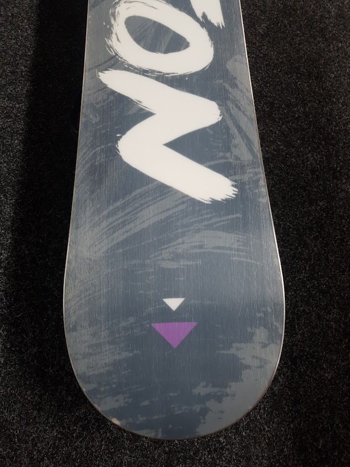 Snowboard Burton LTR d'occasion + fixations Burton taille M