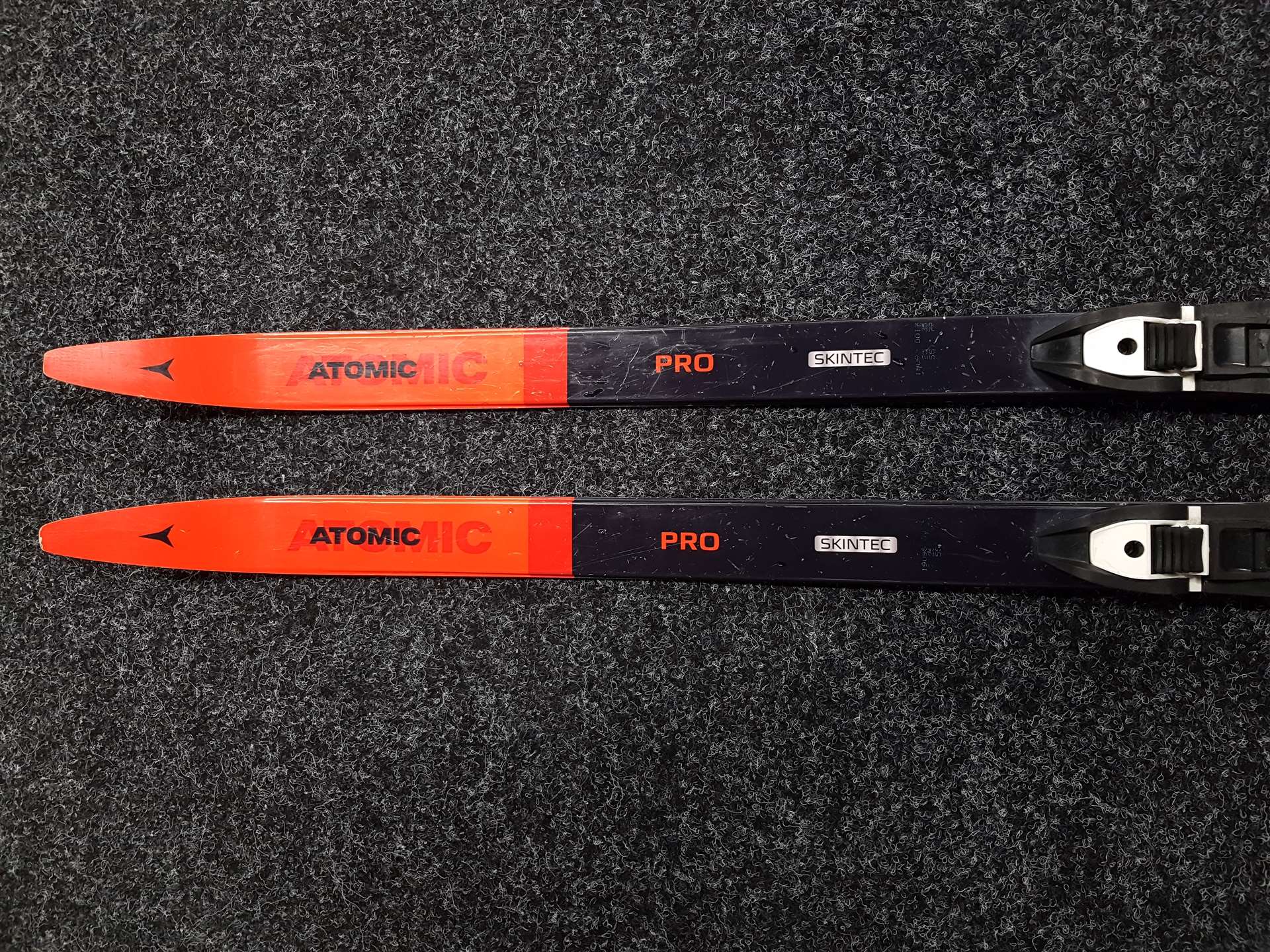 Gebrauchte Atomic PRO C1 JR Langlaufski + NNN-Bindungen Salomon