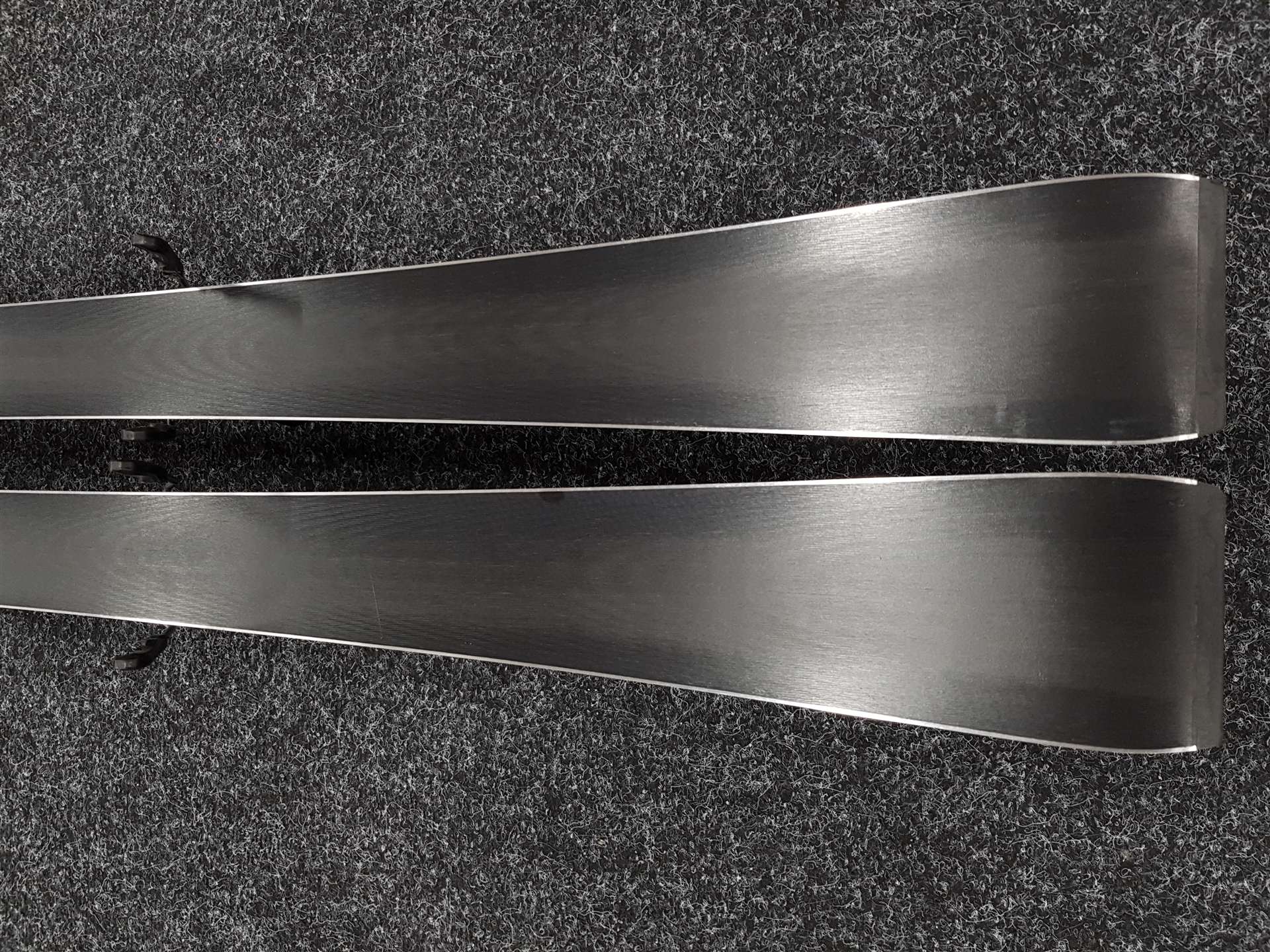 Schiuri SALOMON S/Force SX folosite + legături Salomon L10