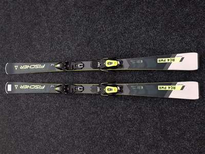 Použité lyže FISCHER RC4 PWR + viazanie Fischer RS10
