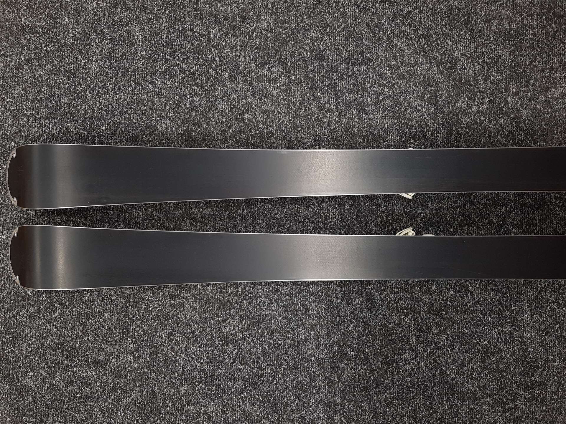 Gebrauchte Atomic Heaven Skier