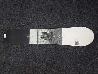 Rabljeni snowboard BURTON Process 144 exp
