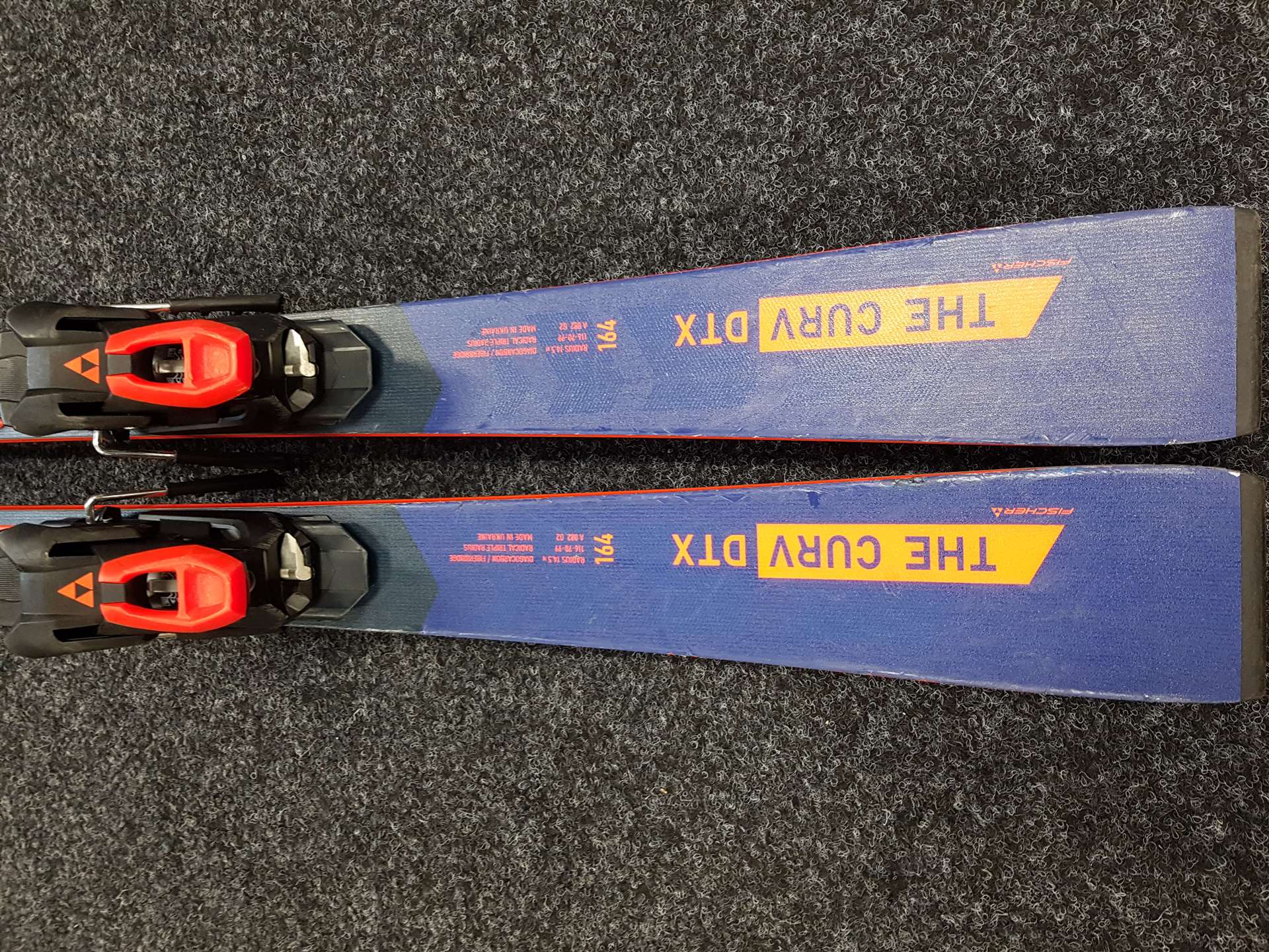Použité lyže FISCHER The Curv DTX + vázání Fischer RSX 12
