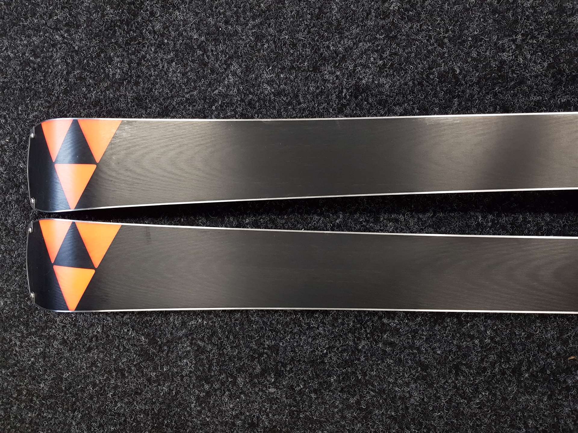 Použité lyže FISCHER The Curv DTX + vázání Fischer RSX 12