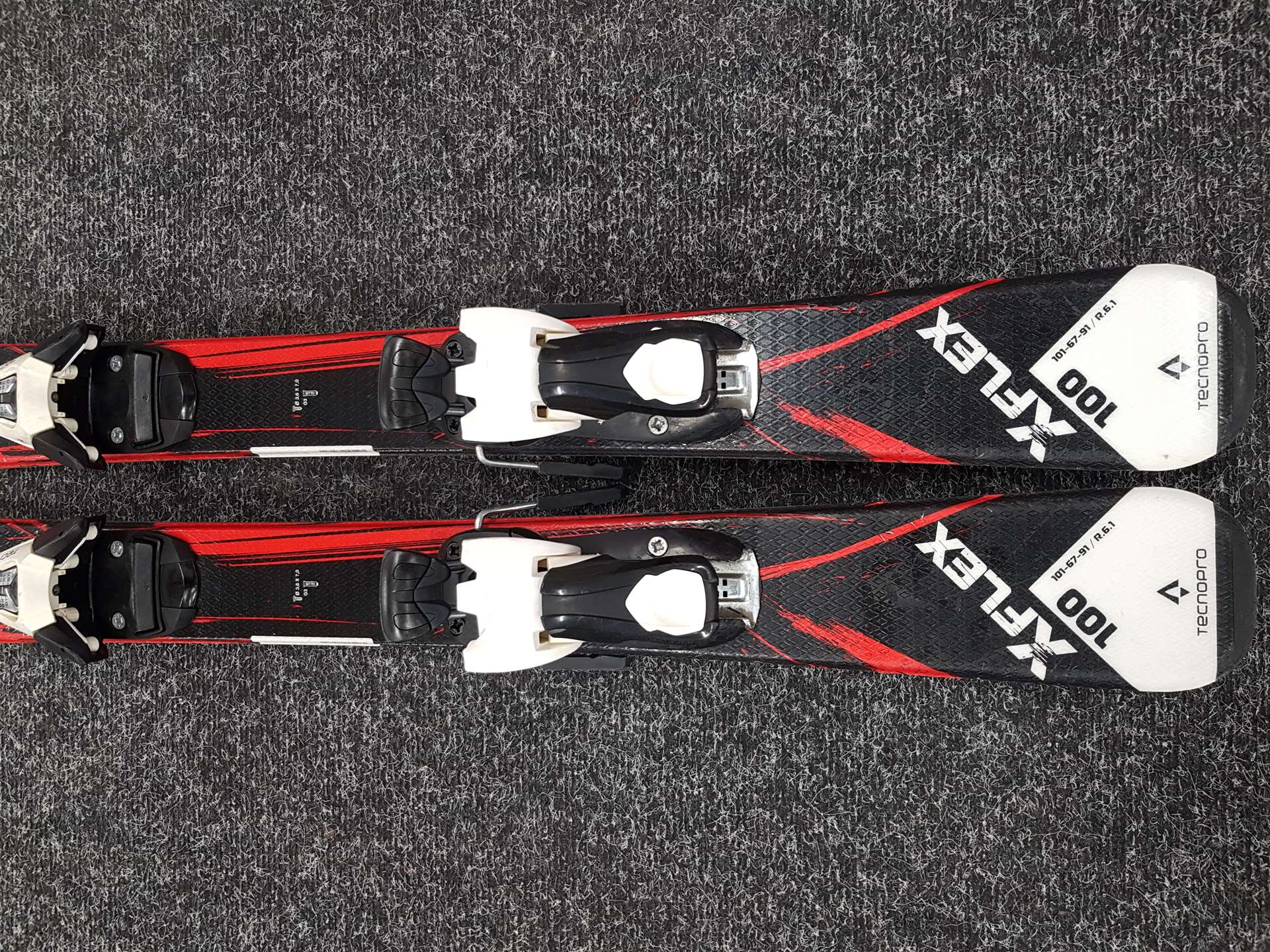Použité lyže TECNOPRO XT TEAM