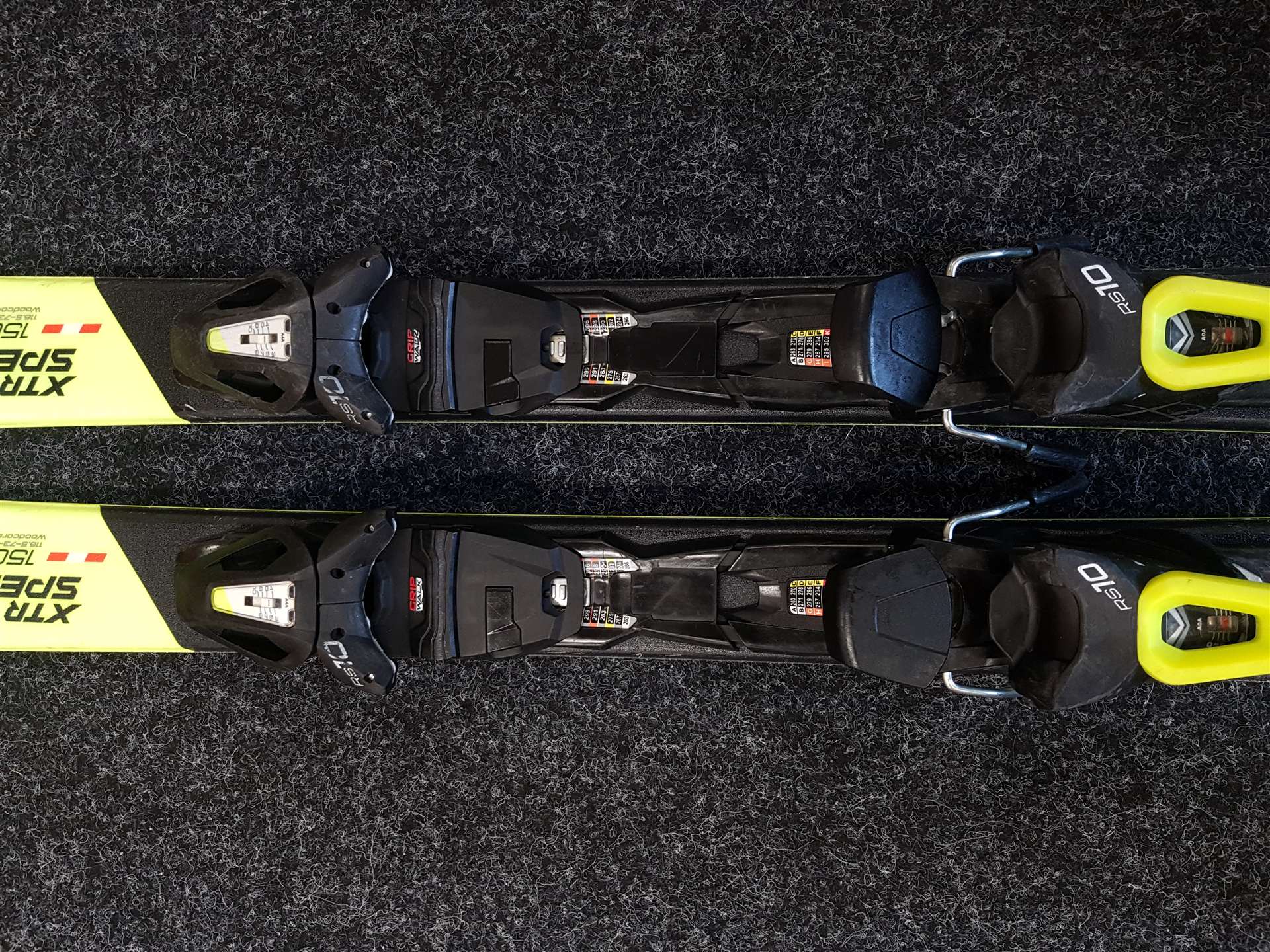 Skis FISCHER RC4 XTR SPEED d'occasion + fixations Fischer RS 10