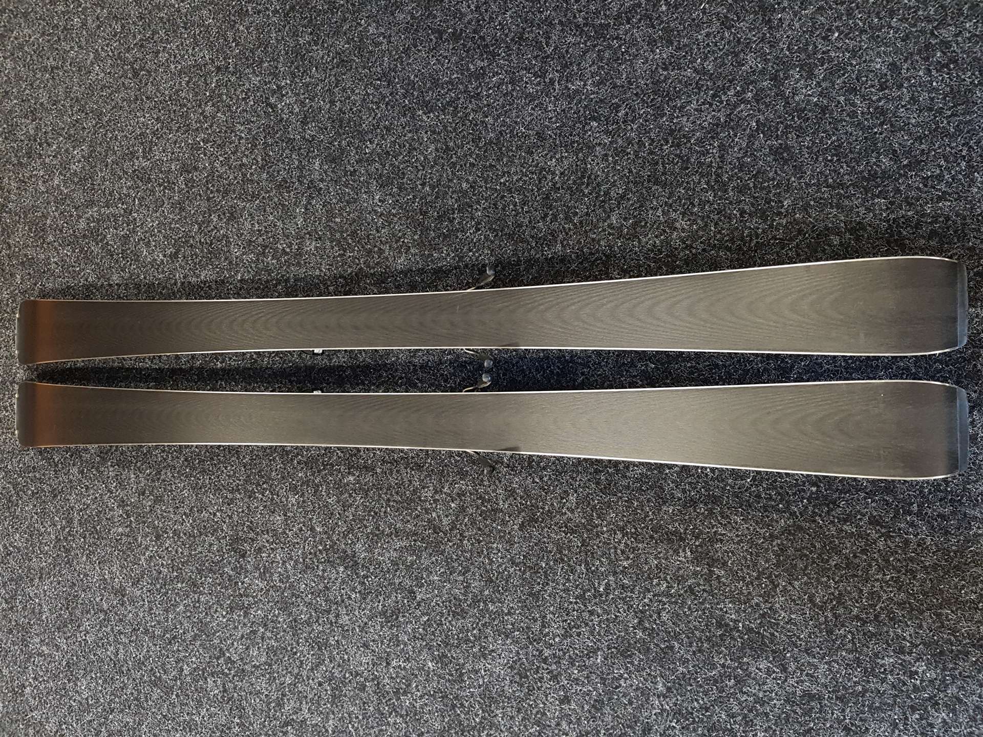 Skis FISCHER RC4 XTR SPEED d'occasion + fixations Fischer RS 10