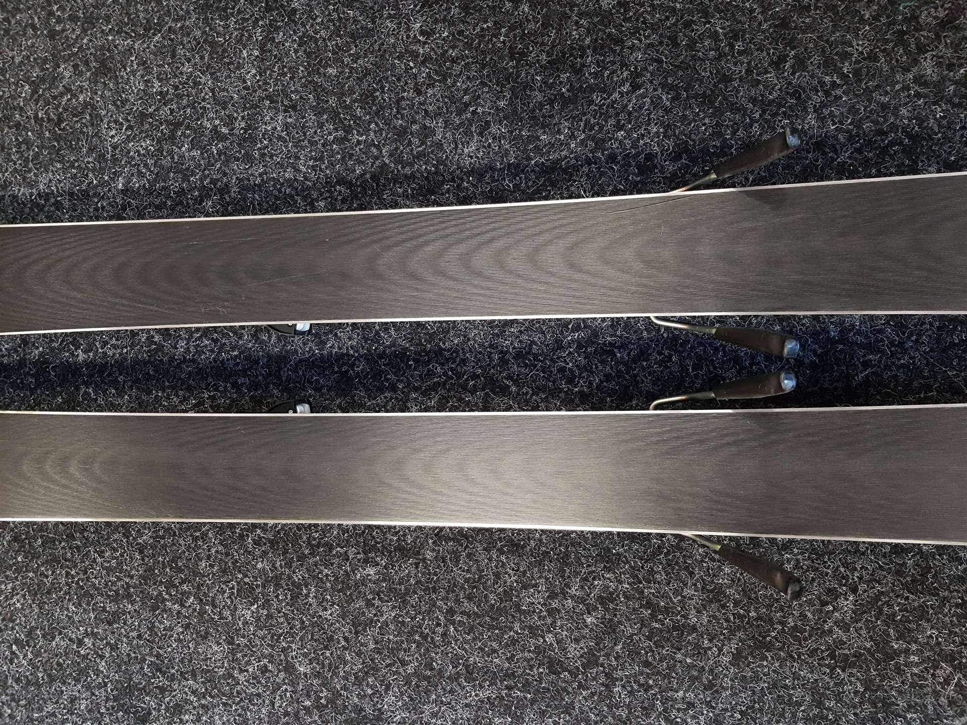 Skis FISCHER RC4 XTR SPEED d'occasion + fixations Fischer RS 10