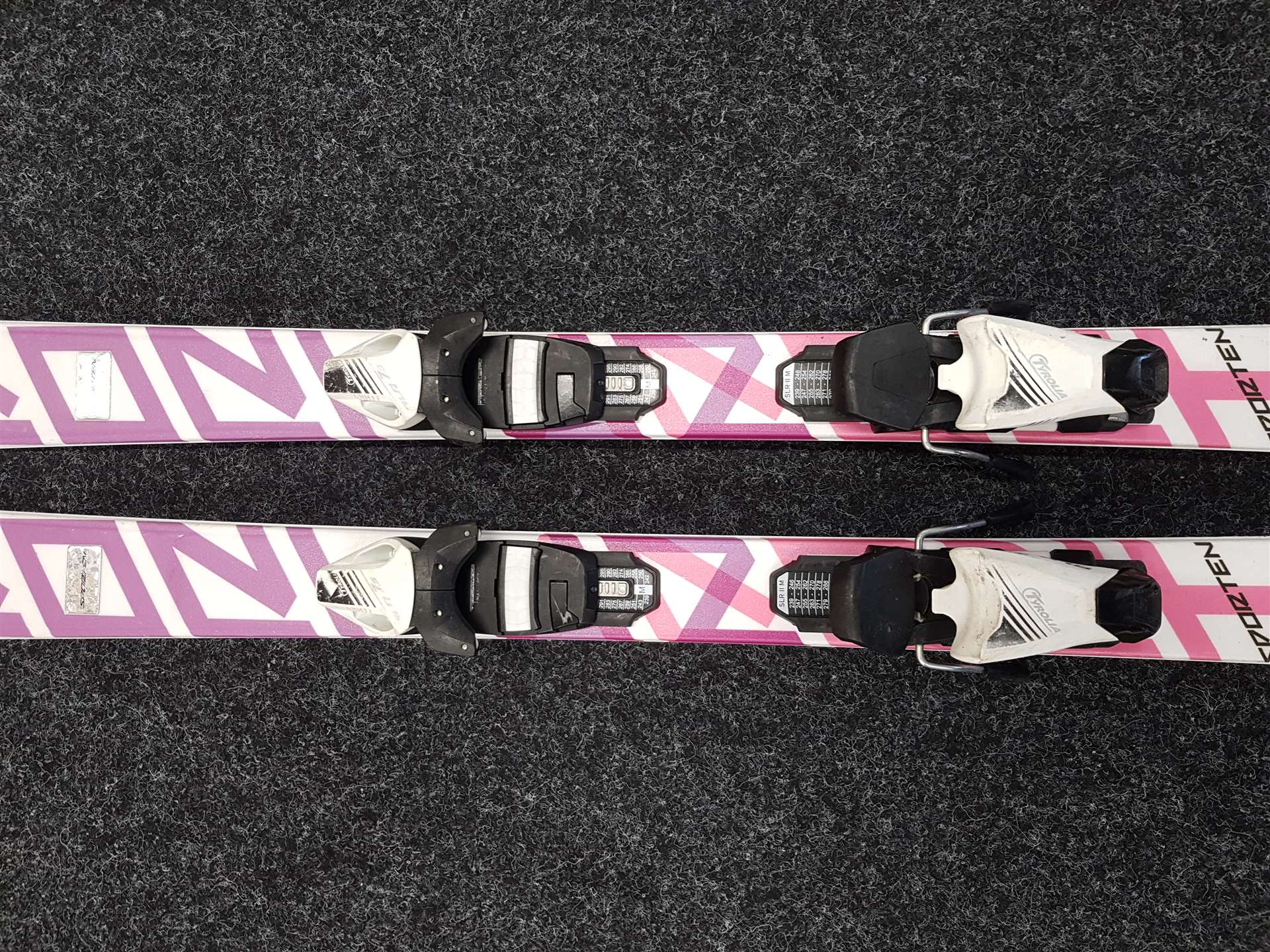 Gebrauchte SPORTEN Street Ski + Tyrolia SLR 7.5 Bindungen