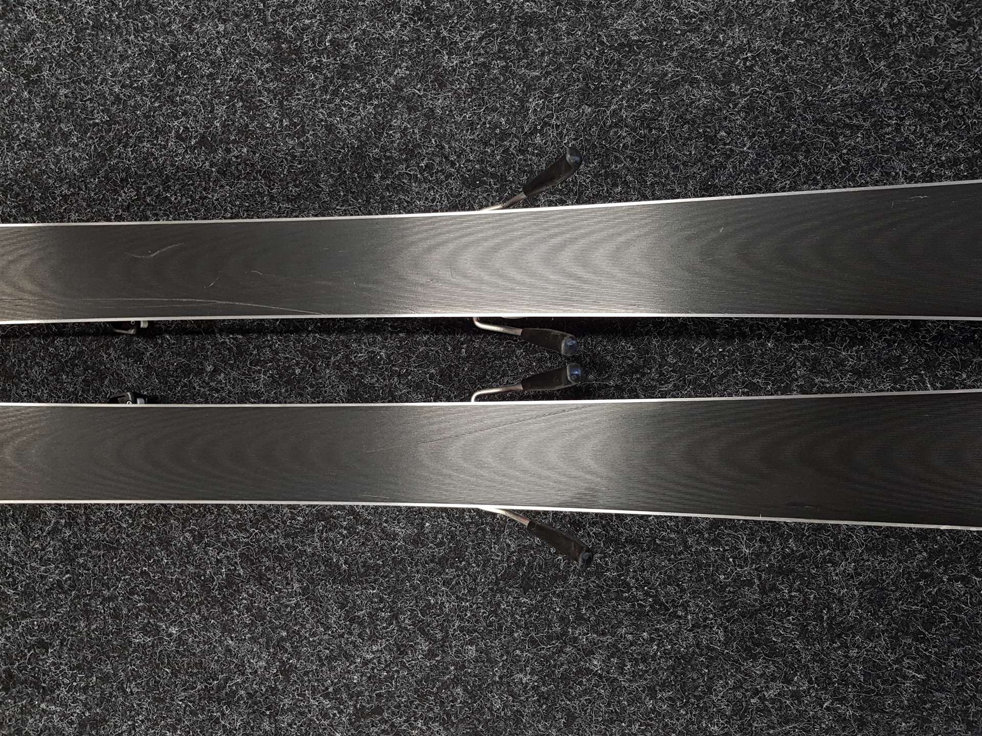 Gebrauchte SPORTEN Street Ski + Tyrolia SLR 7.5 Bindungen