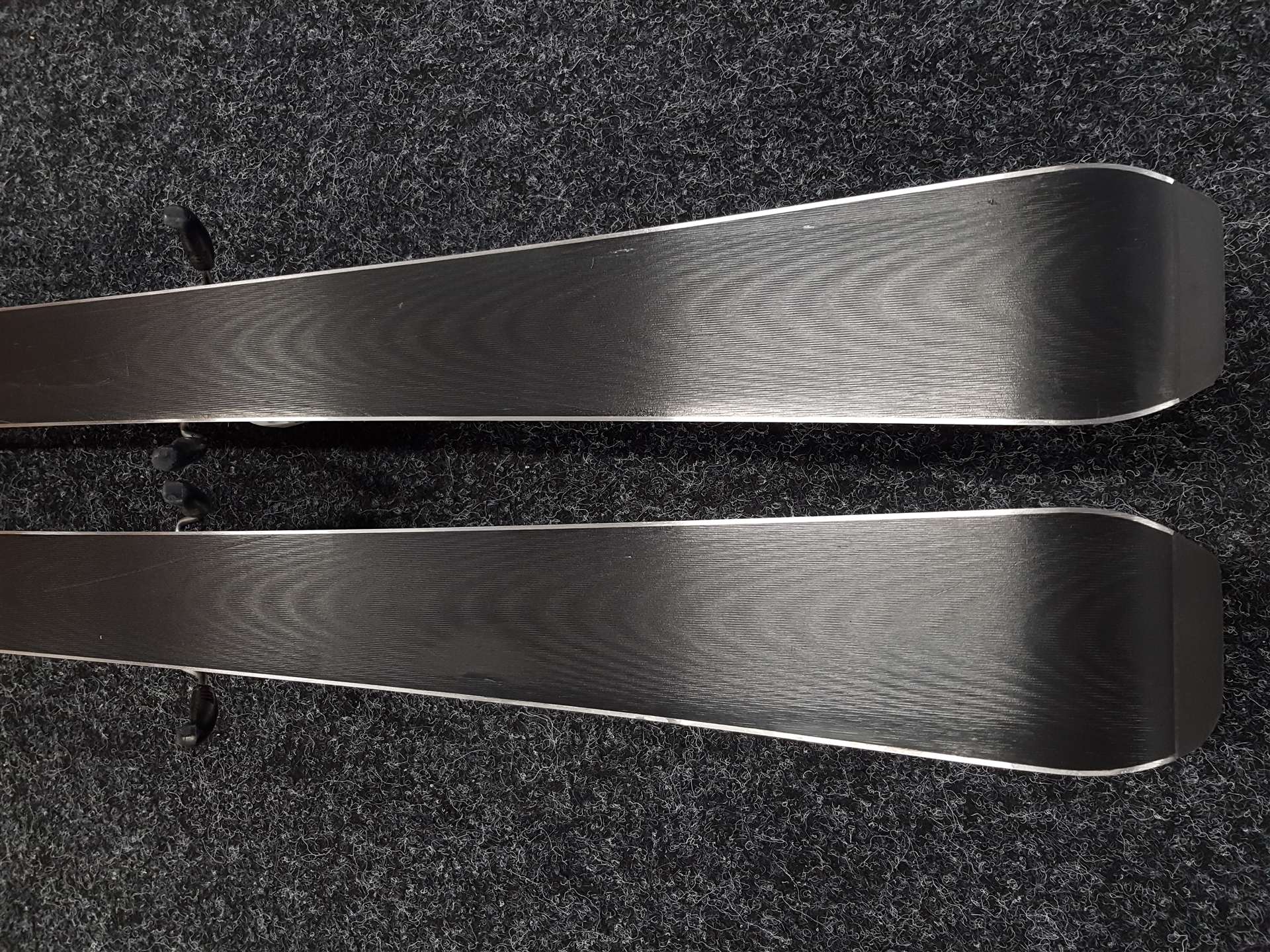 Gebrauchte SPORTEN Street Ski + Tyrolia SLR 7.5 Bindungen