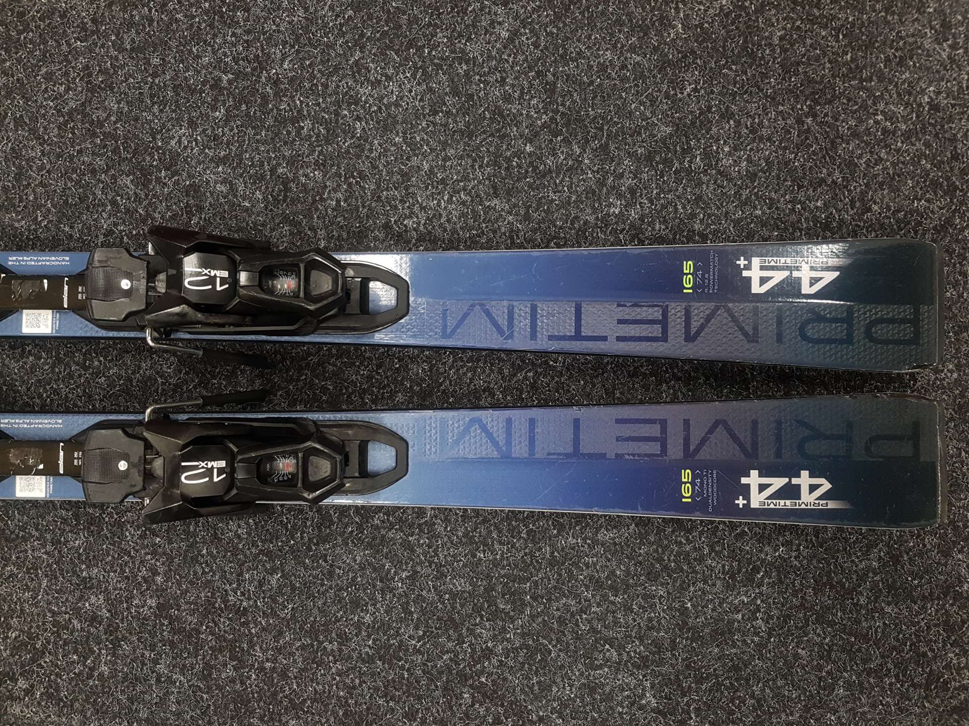 Esquís usados ELAN Primetime 44+ + fijaciones Elan EMX 12