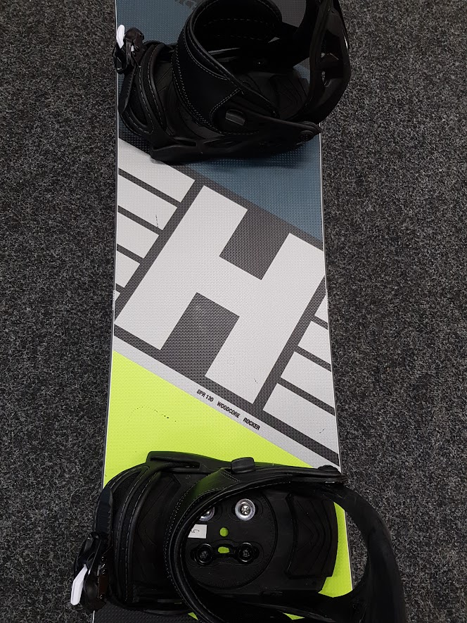 Bazarový snowboard Hatchey SPR + vázání Head velikost XS